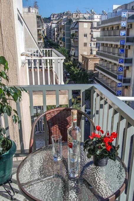 Apartment Newly Renovated 2-bedroom In !
