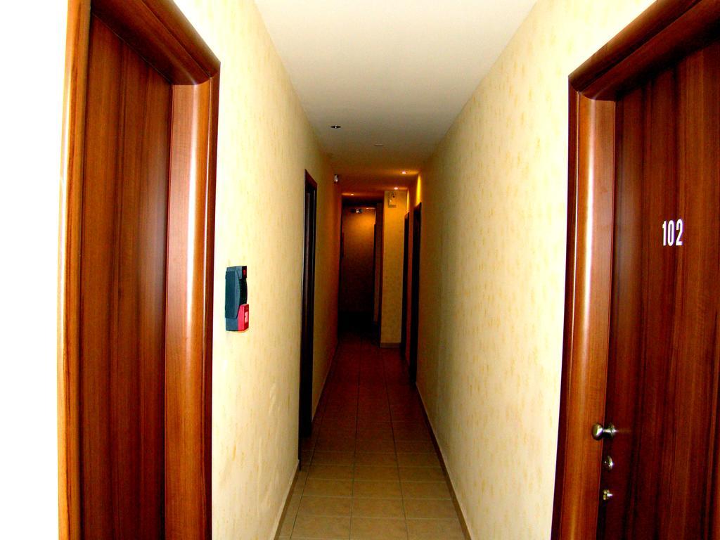 Santa Maria Hotel 2*