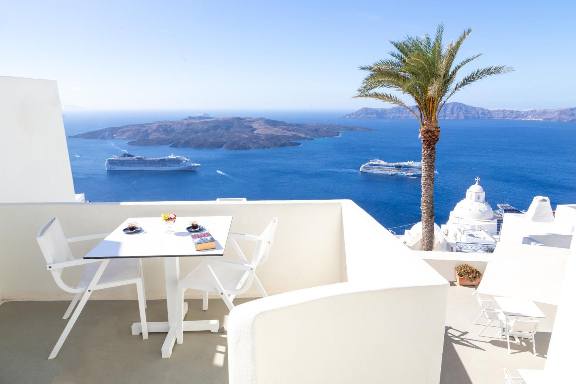 Aparthotel Pantelia Fira (Santorini)