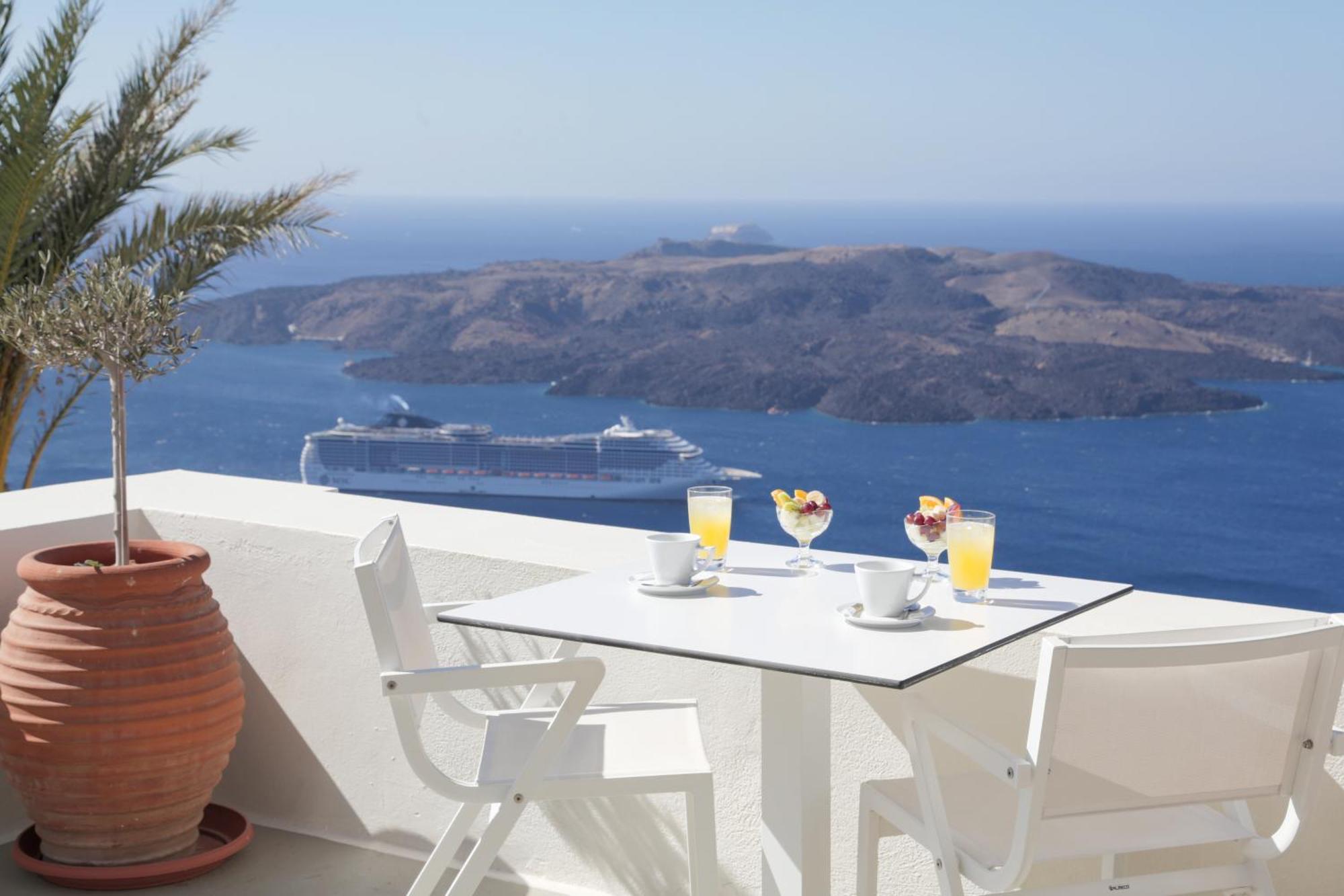 Aparthotel Pantelia Fira (Santorini)