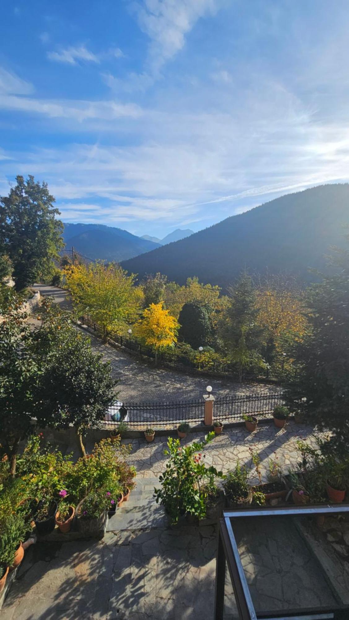 Virginia Hotel Voutiron