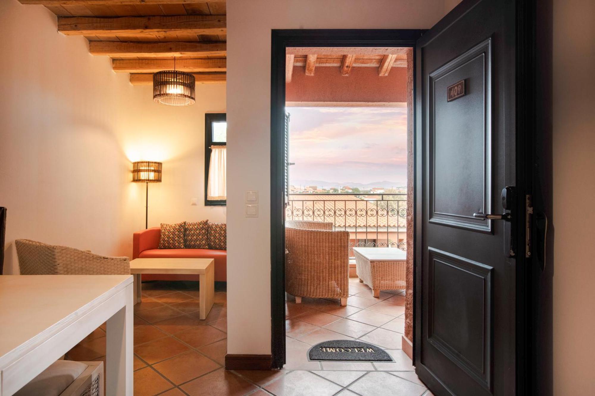 The Residences 4*