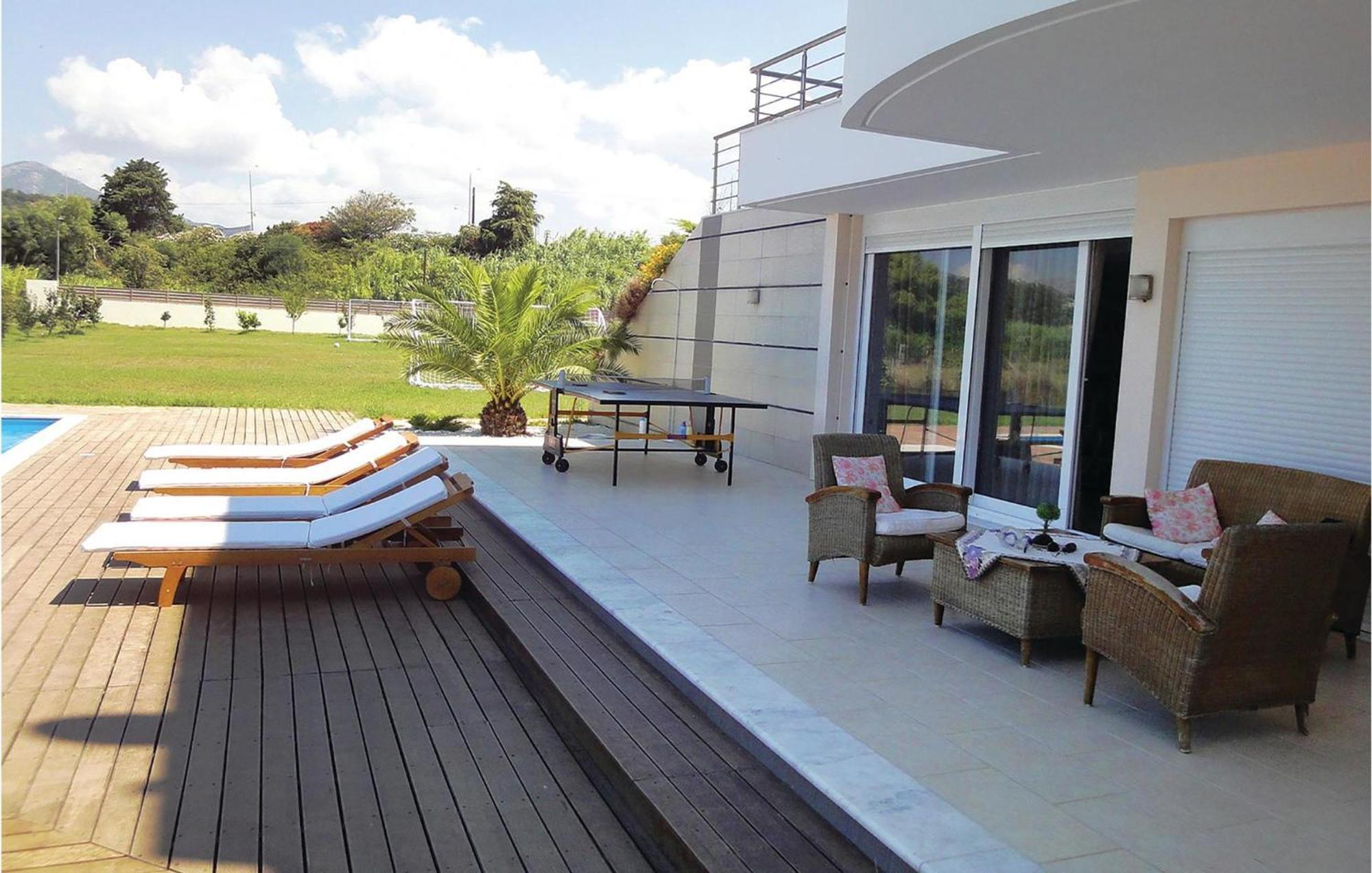 Holiday home Lovely Home In Preveza With Outdoor Swimming Pool *