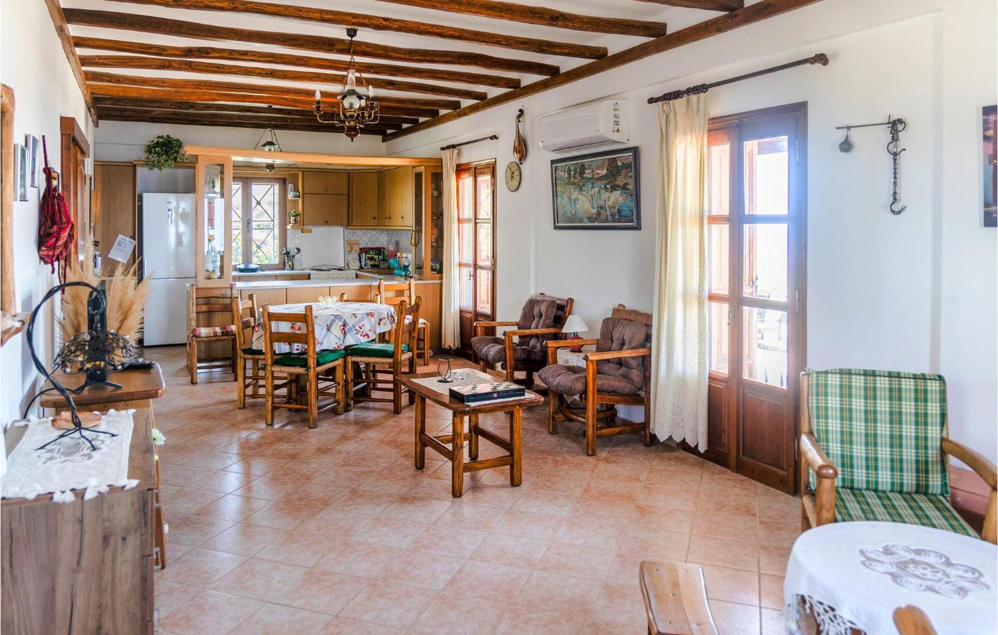 Amazing In Agios Vasilios With Wifi Holiday home