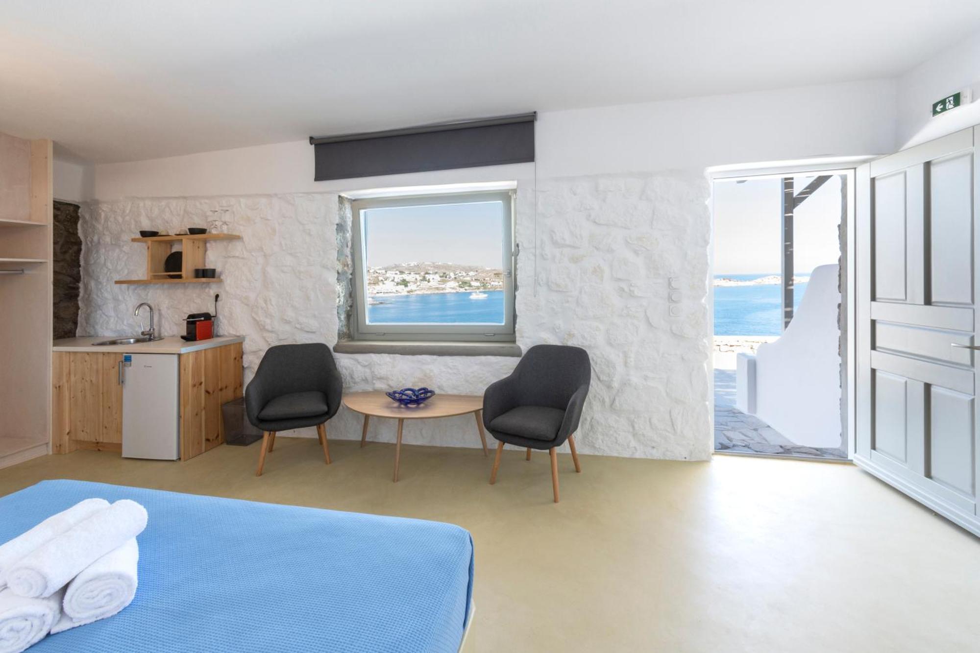 Aparthotel Mykonos Azure 3*