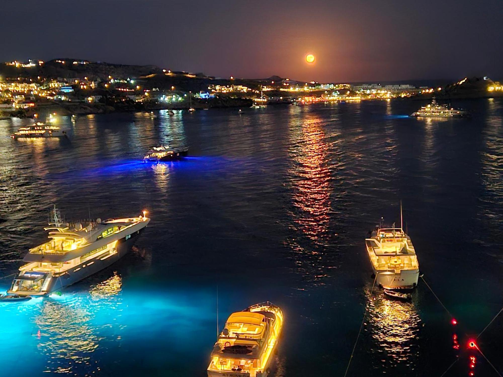 Mykonos Azure 3* Psarou (Mykonos)