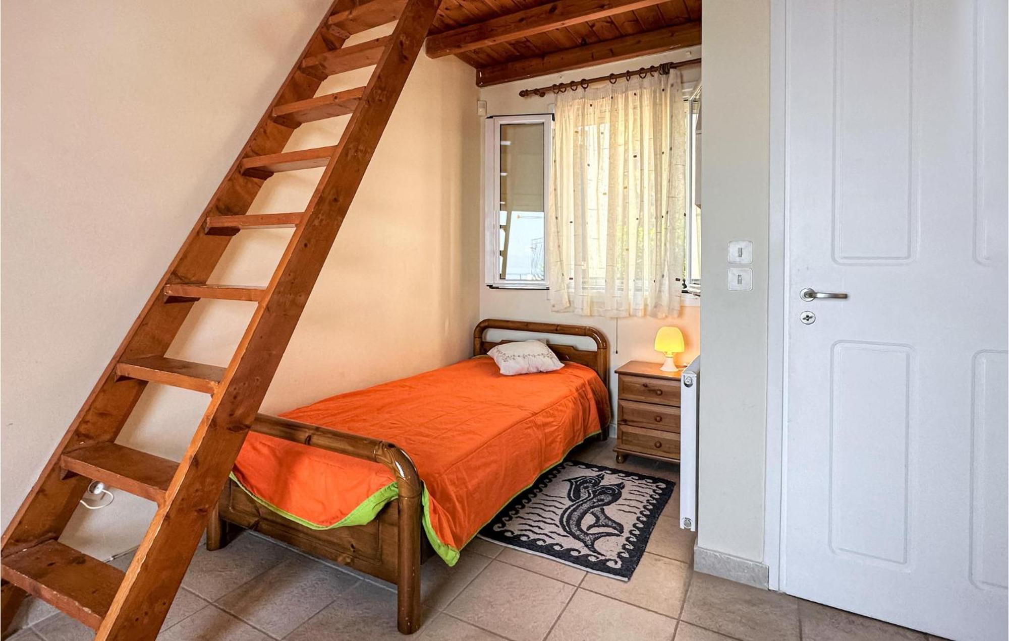2 Bedroom In Kitries Kalamata *