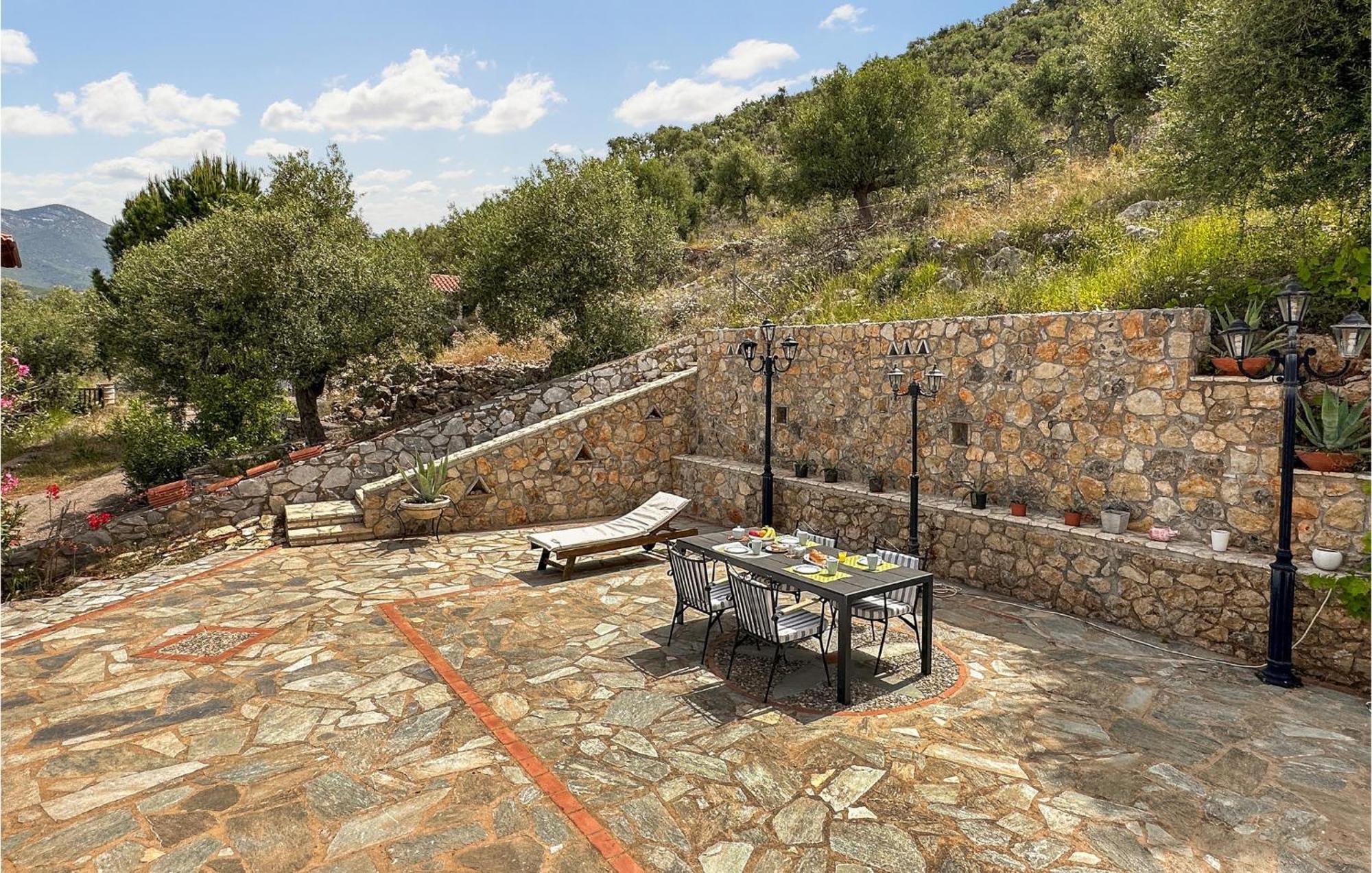 Holiday home In Mantineia Messinia With Wifi Kitriai