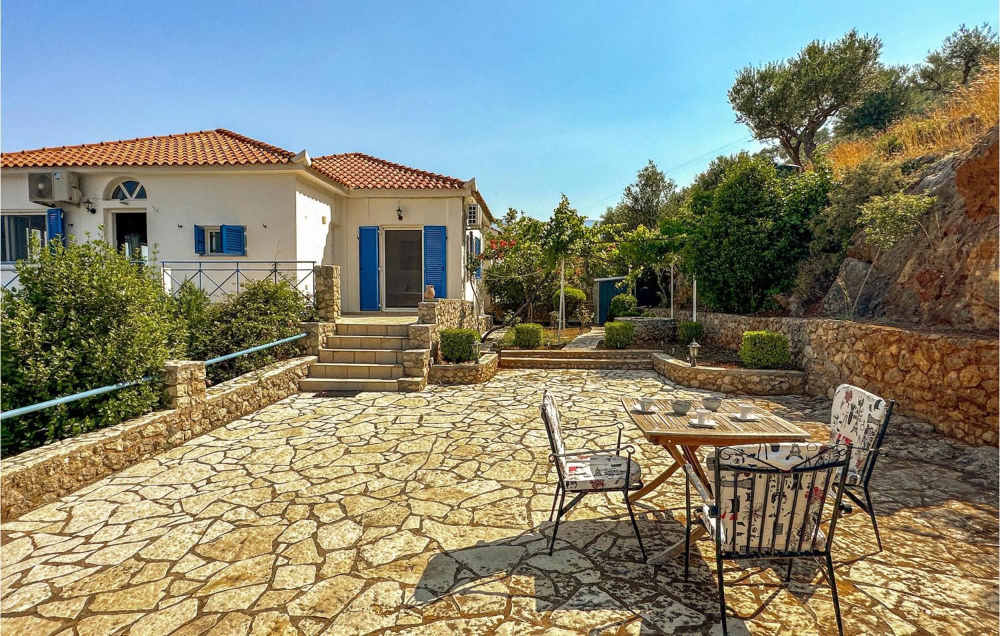 2 Bedroom In Kitries Kalamata Kitriai
