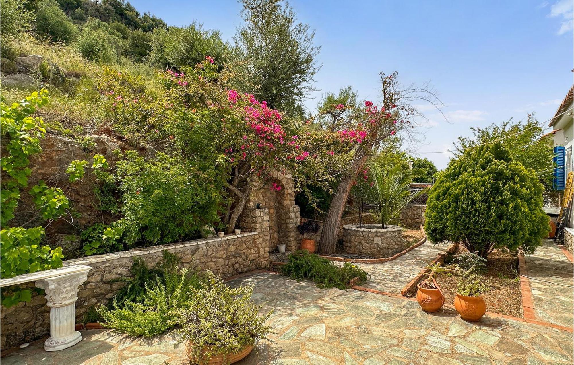Holiday home In Mantineia Messinia With Wifi *