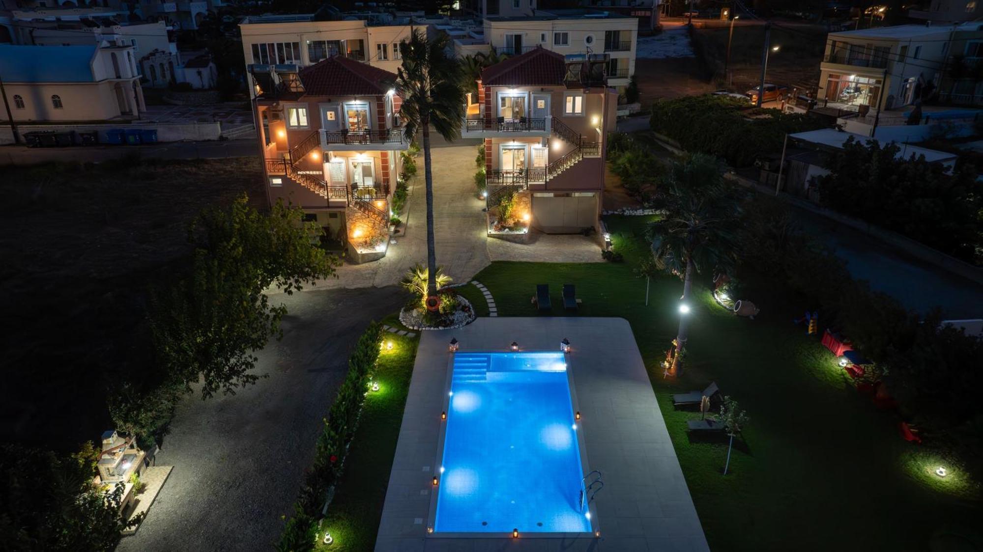 Socrate's Apartment's With Share Pool Apartment