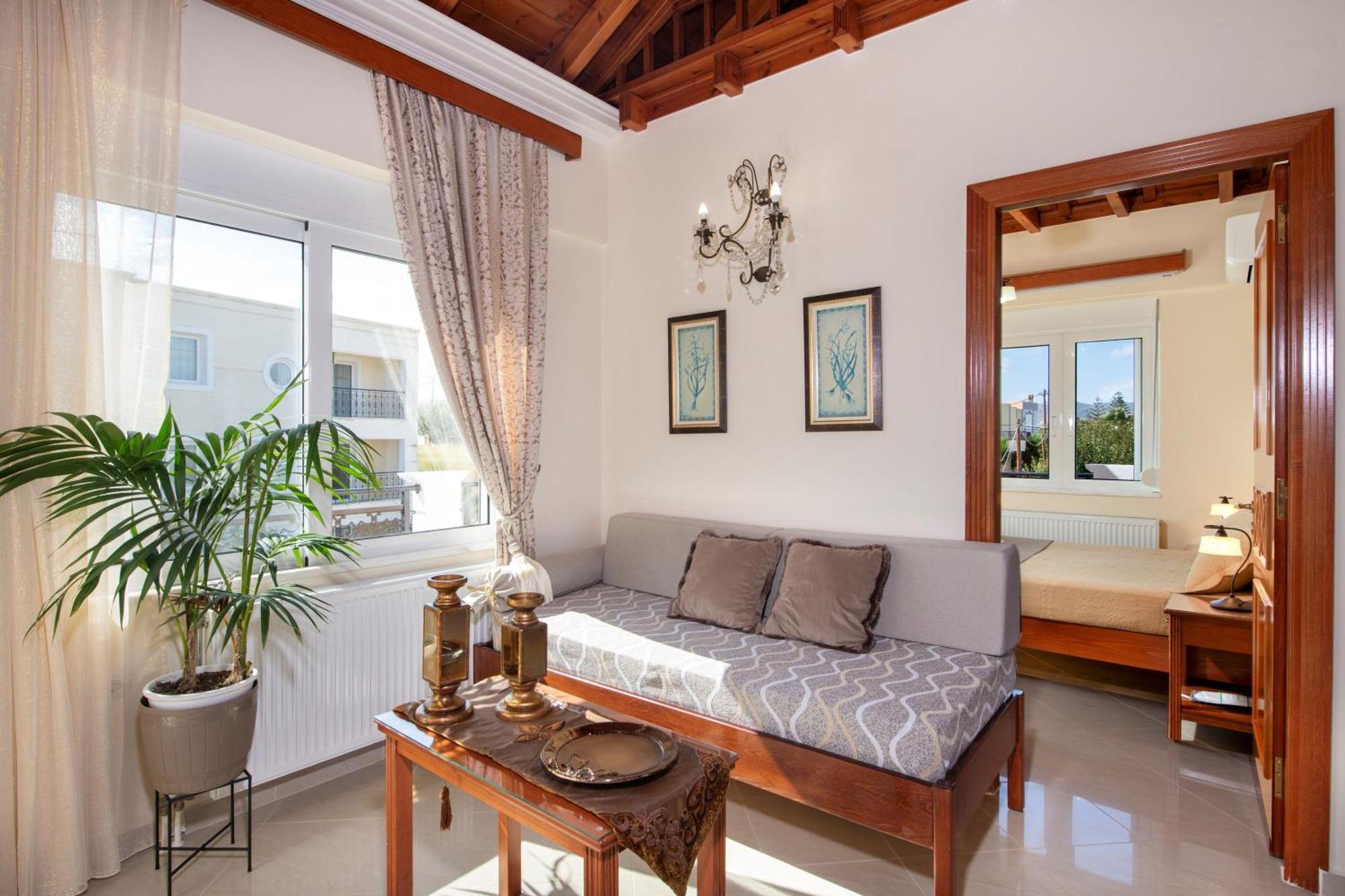 Socrate's Apartment's With Share Pool Apartment