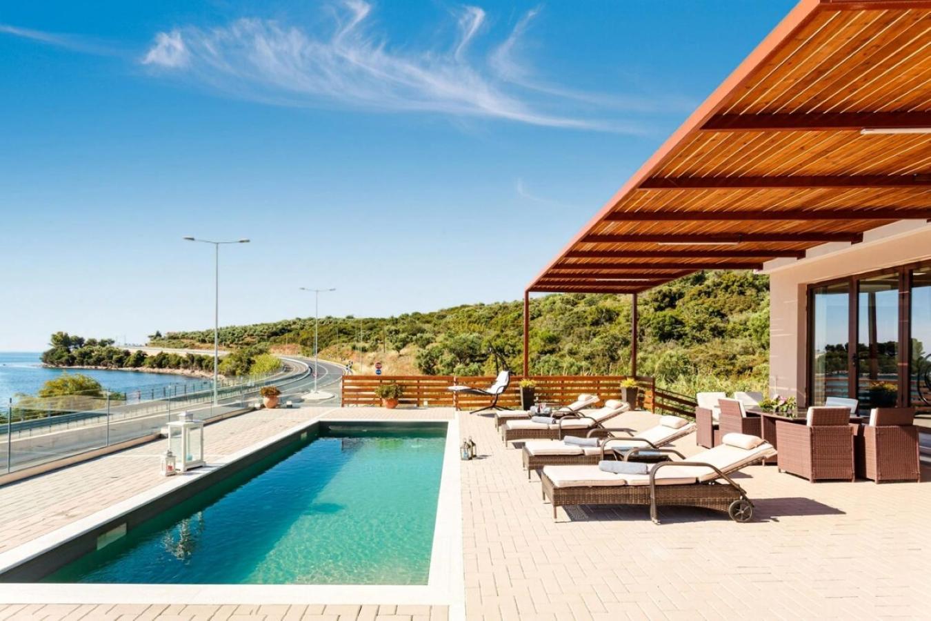 Seaside Summer Bliss - Aurora Luxury Pool Paradise * Petalidi