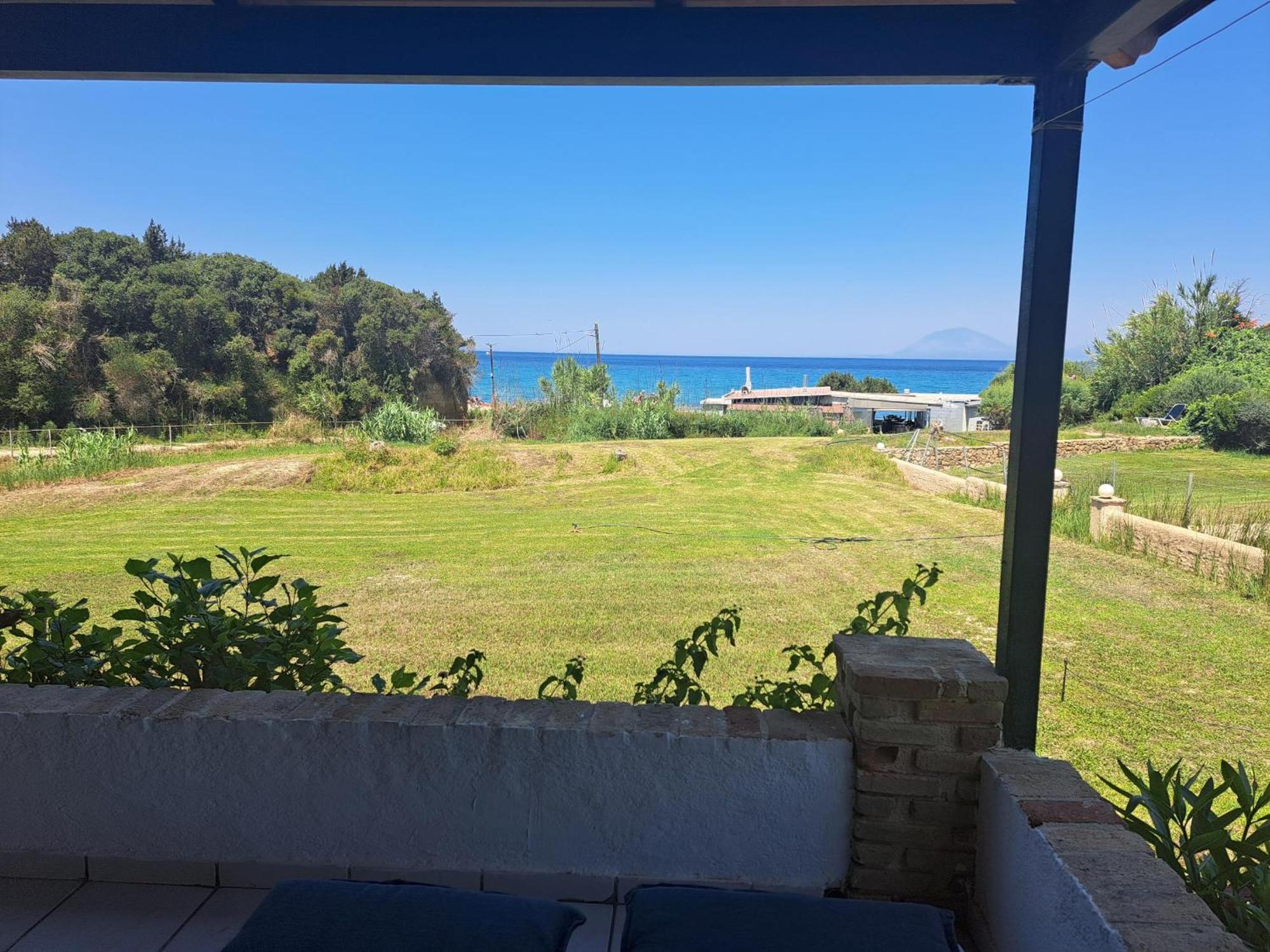 Dionisios Holiday home *