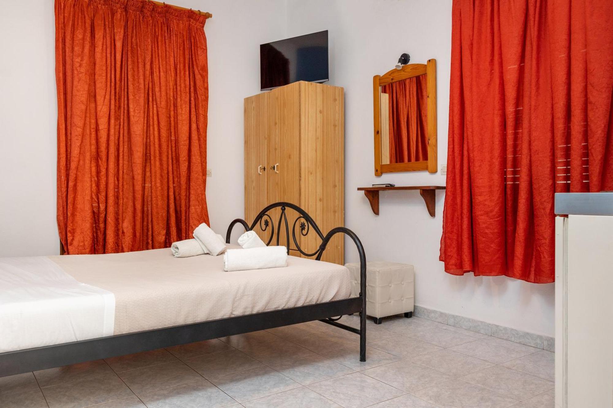 Depis Naxos Apartment Naxos City