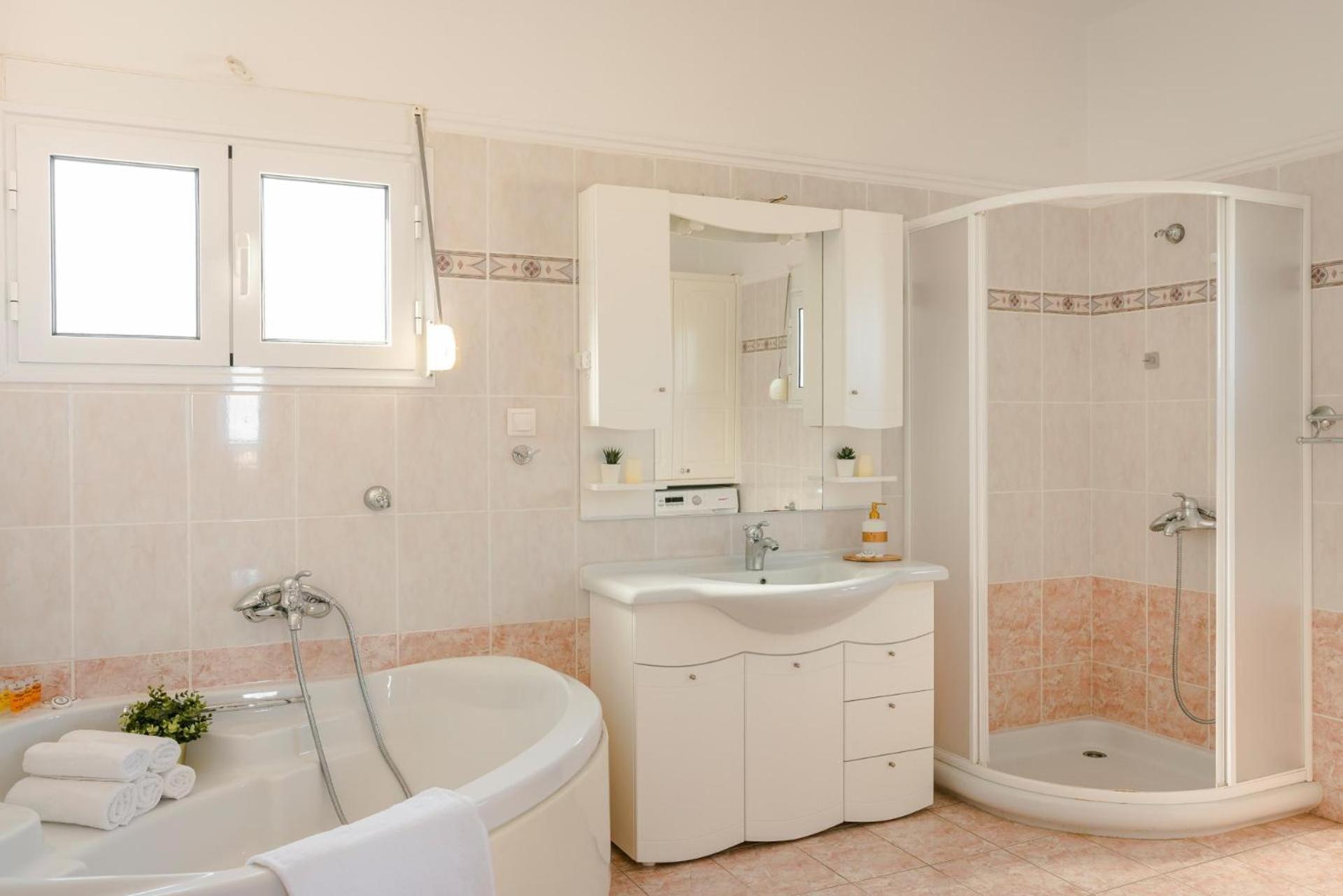 Villa Anelia By Vintage Travel *