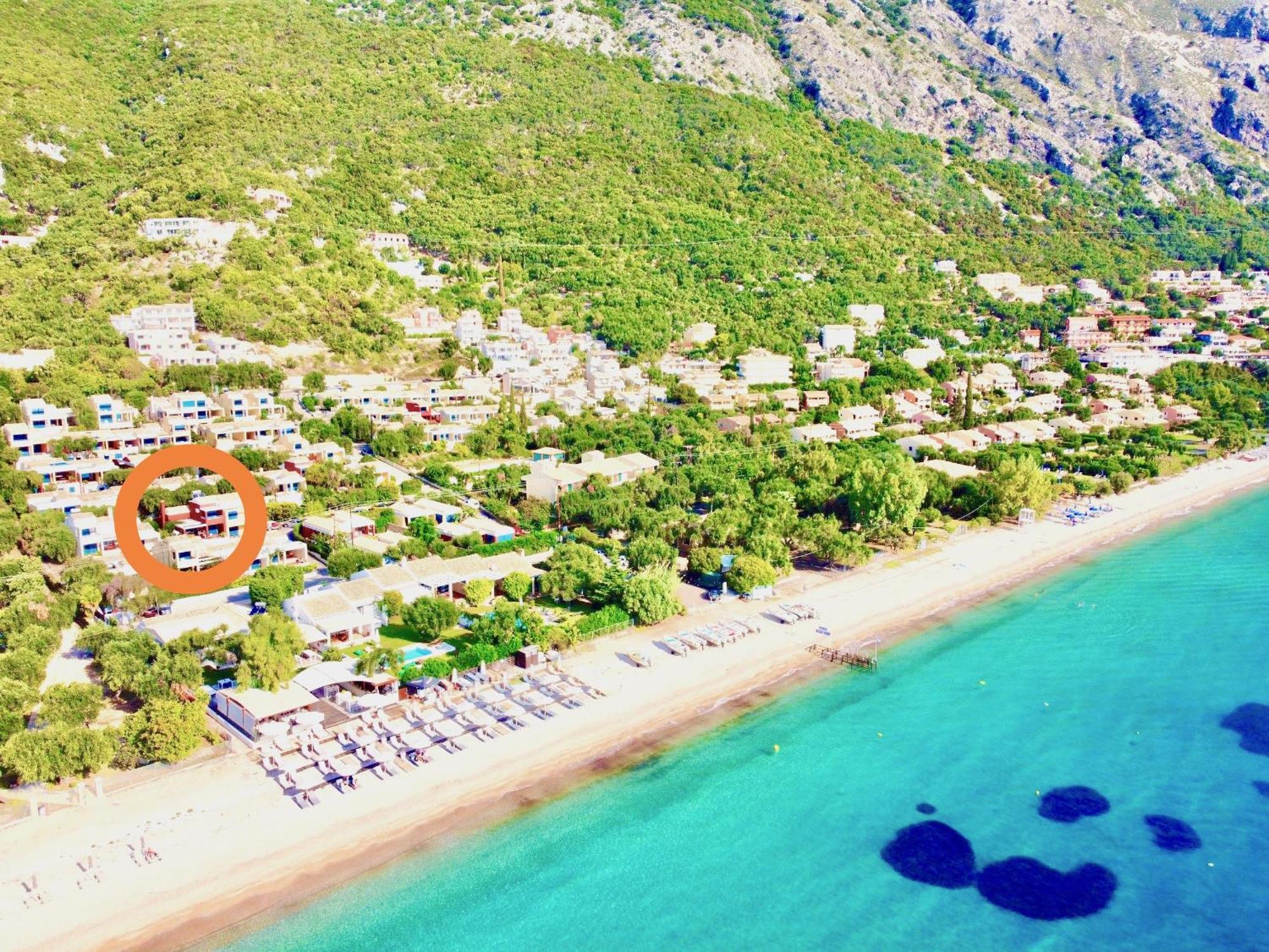 Villa Alpha Minivilla By Dadovillas Barbati