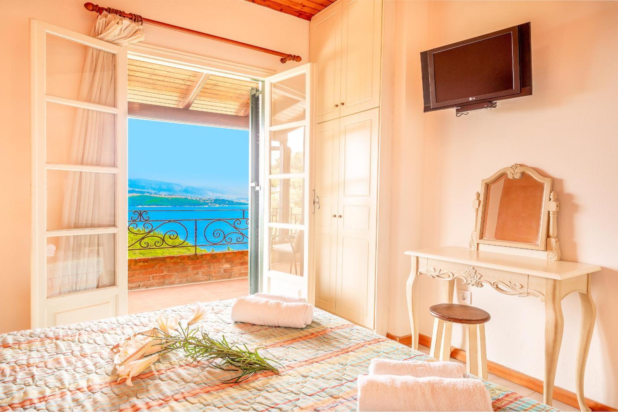 Varvara Kerasia With Private Pool By Dadovillas Villa Kerasa