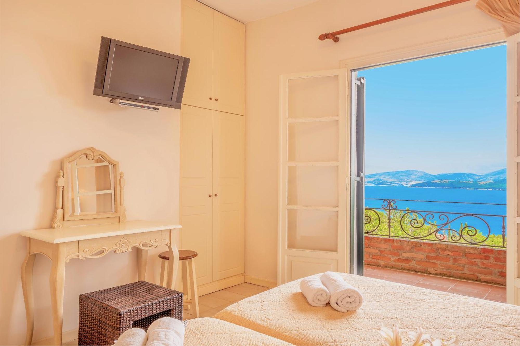 Villa Varvara Kerasia With Private Pool By Dadovillas Kerasa