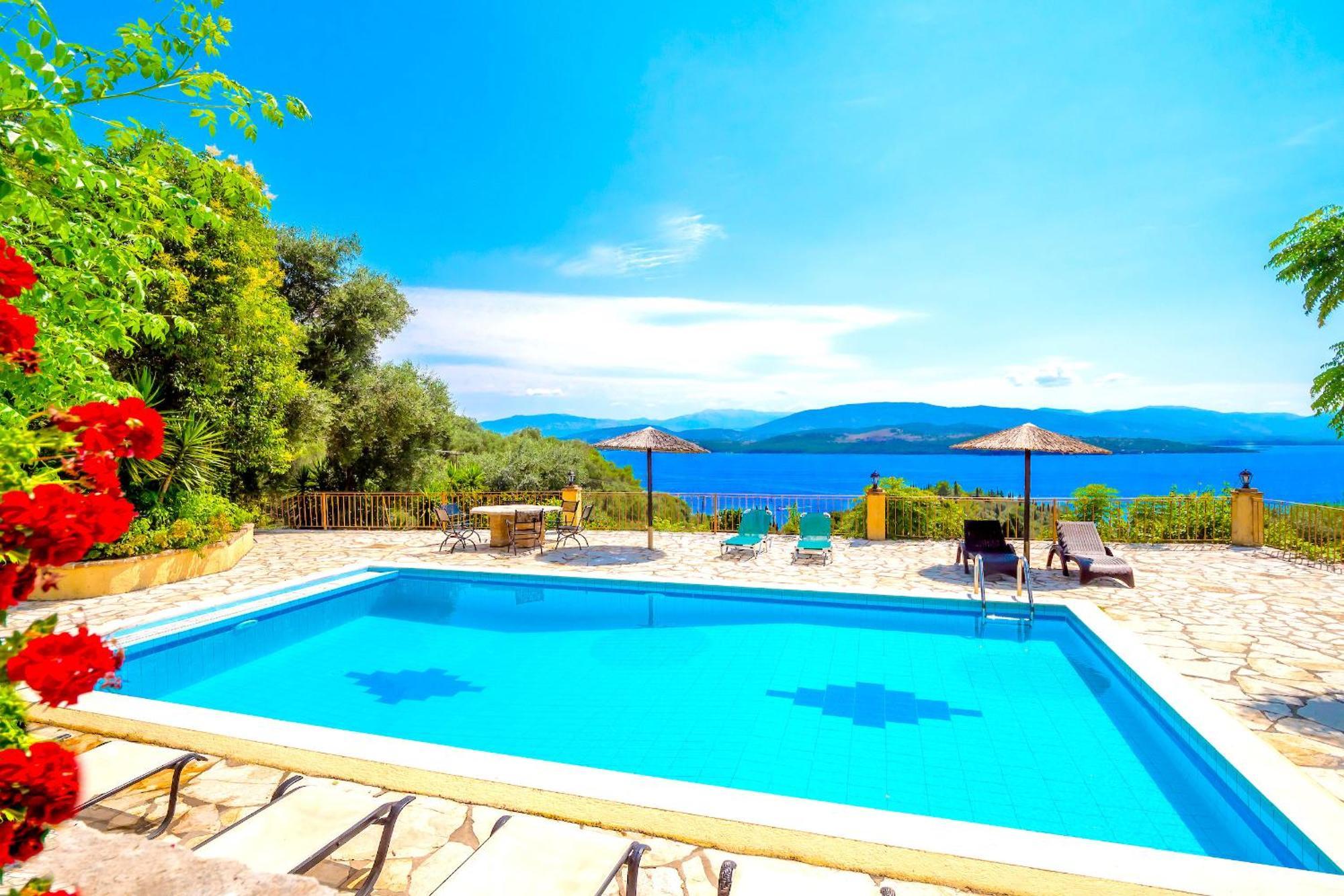 Villa Varvara Kerasia With Private Pool By Dadovillas