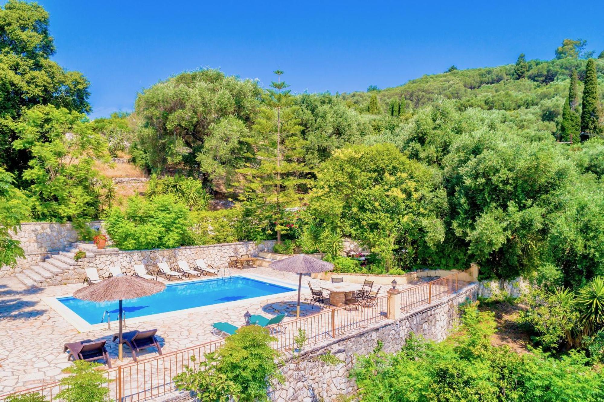 Villa Varvara Kerasia With Private Pool By Dadovillas