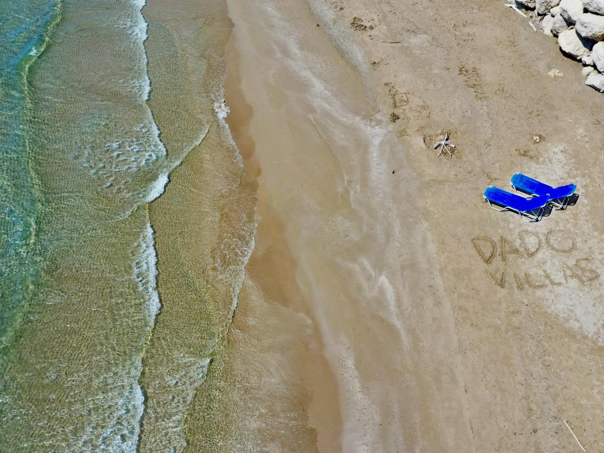 Beachfront Rania With Private Pool By Dadovillas * Halikounas