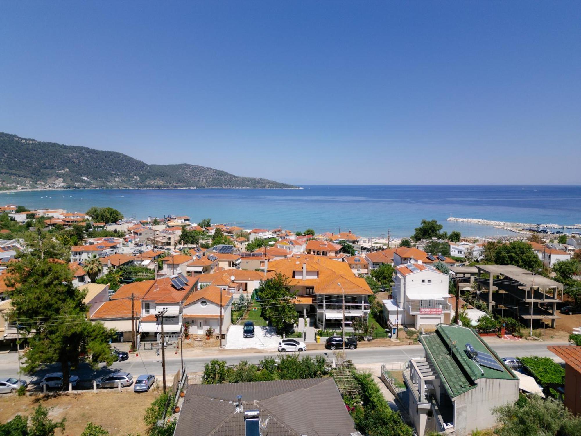 Vasiliki Hotel *
