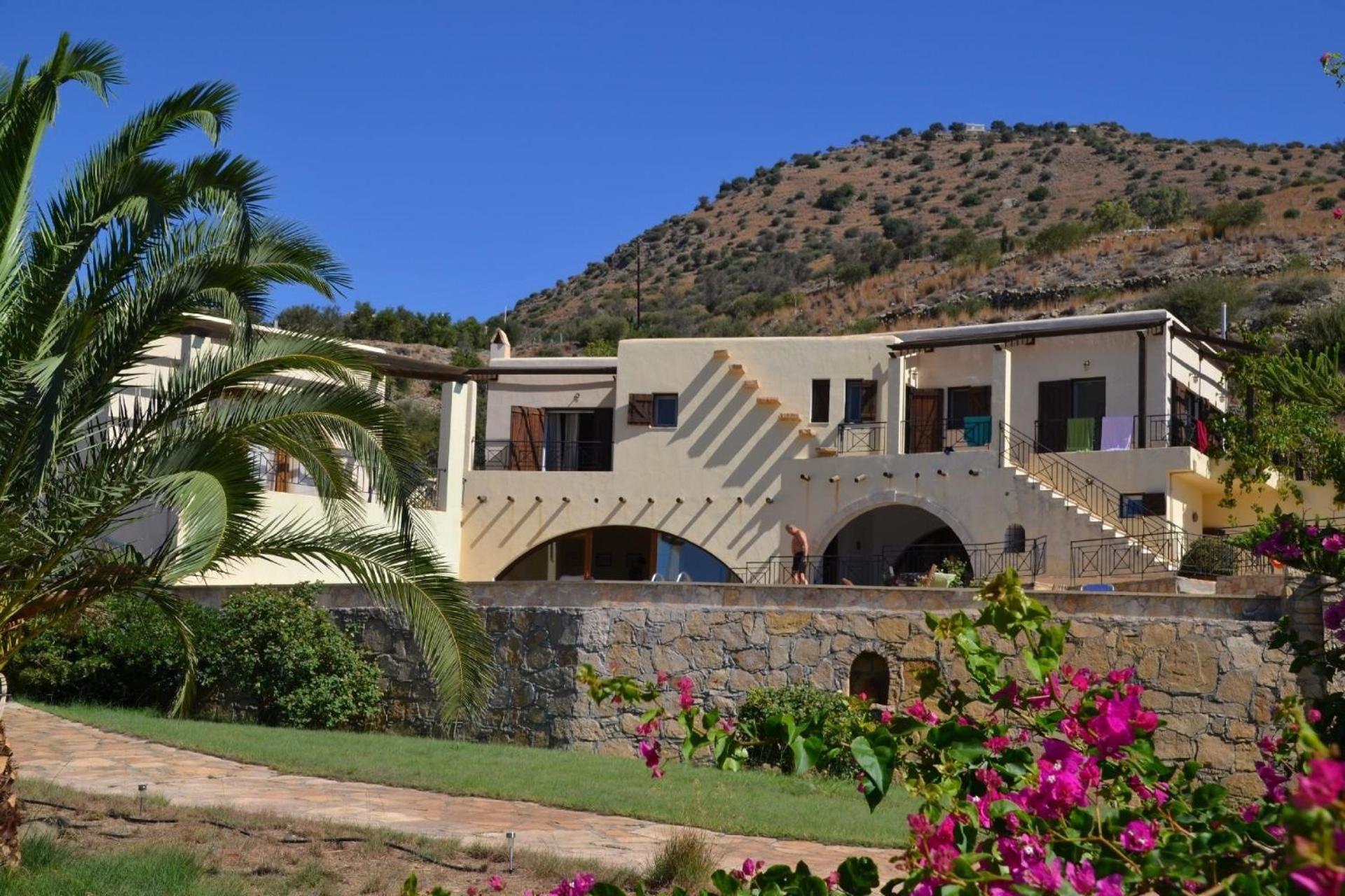 Mit Privatpool Fuer 12 Personen In Agia Galini, Kreta Holiday home