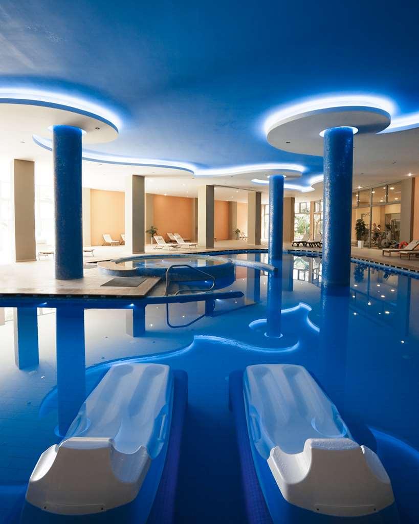Hotel Atrium Platinum Luxury And *