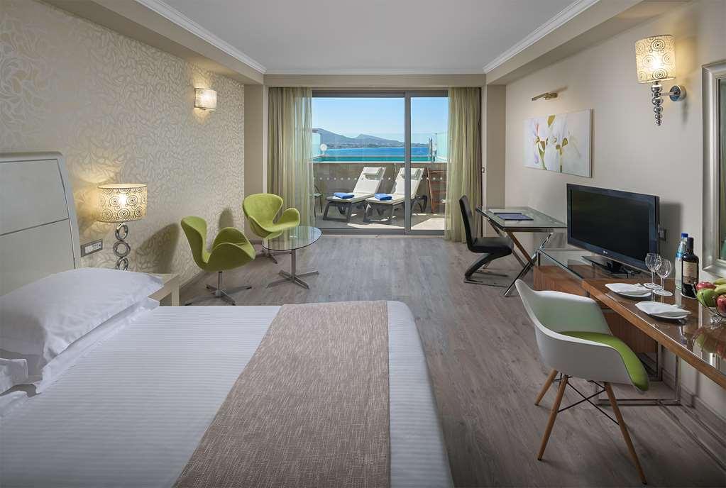 Atrium Platinum Luxury And *
