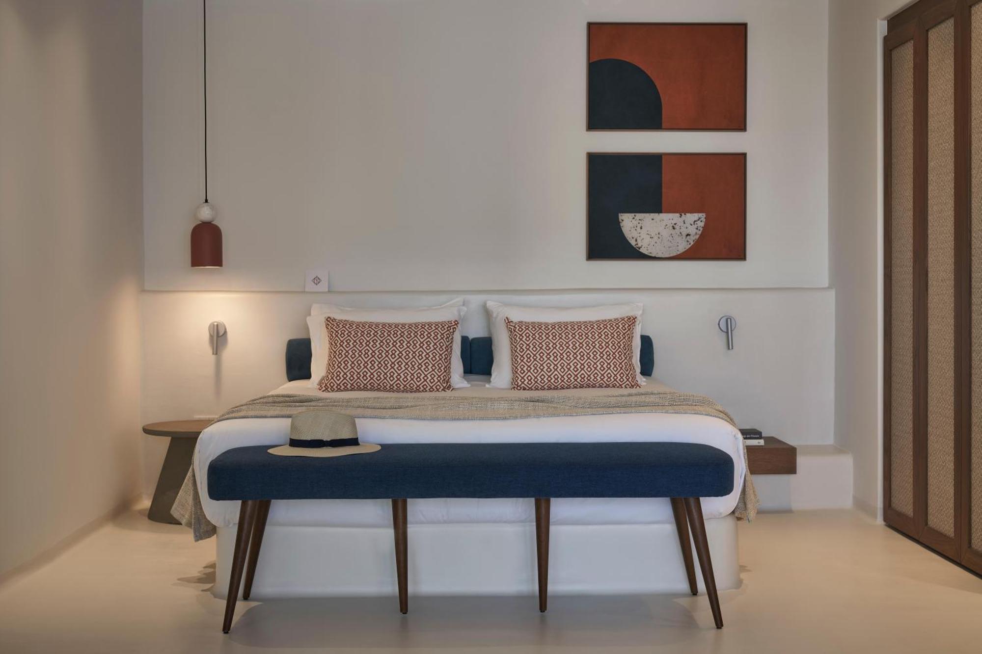 Hotel Andronis Minois