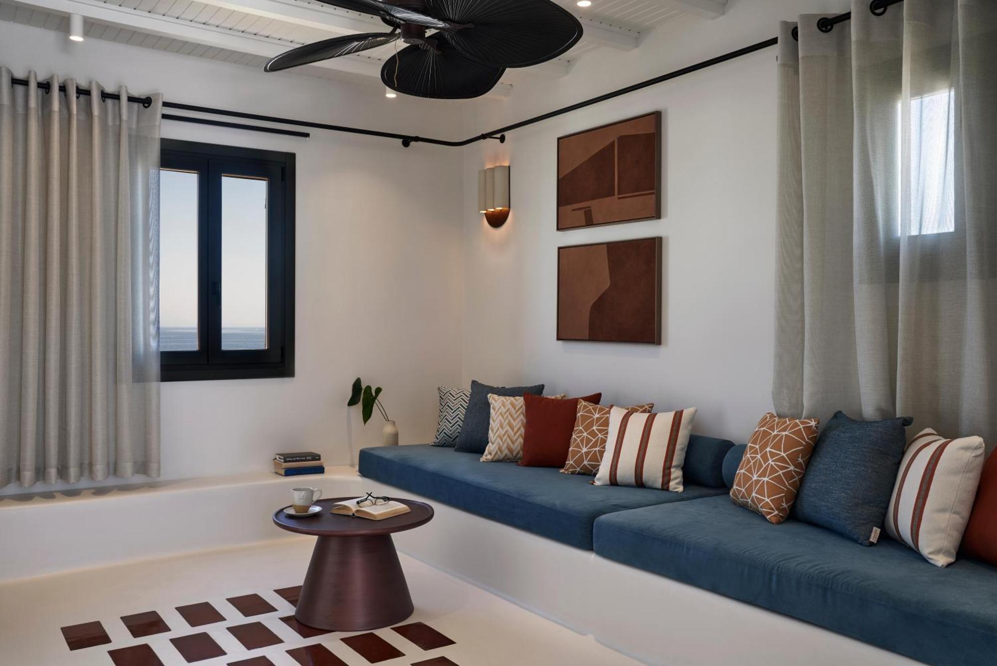 Hotel Andronis Minois