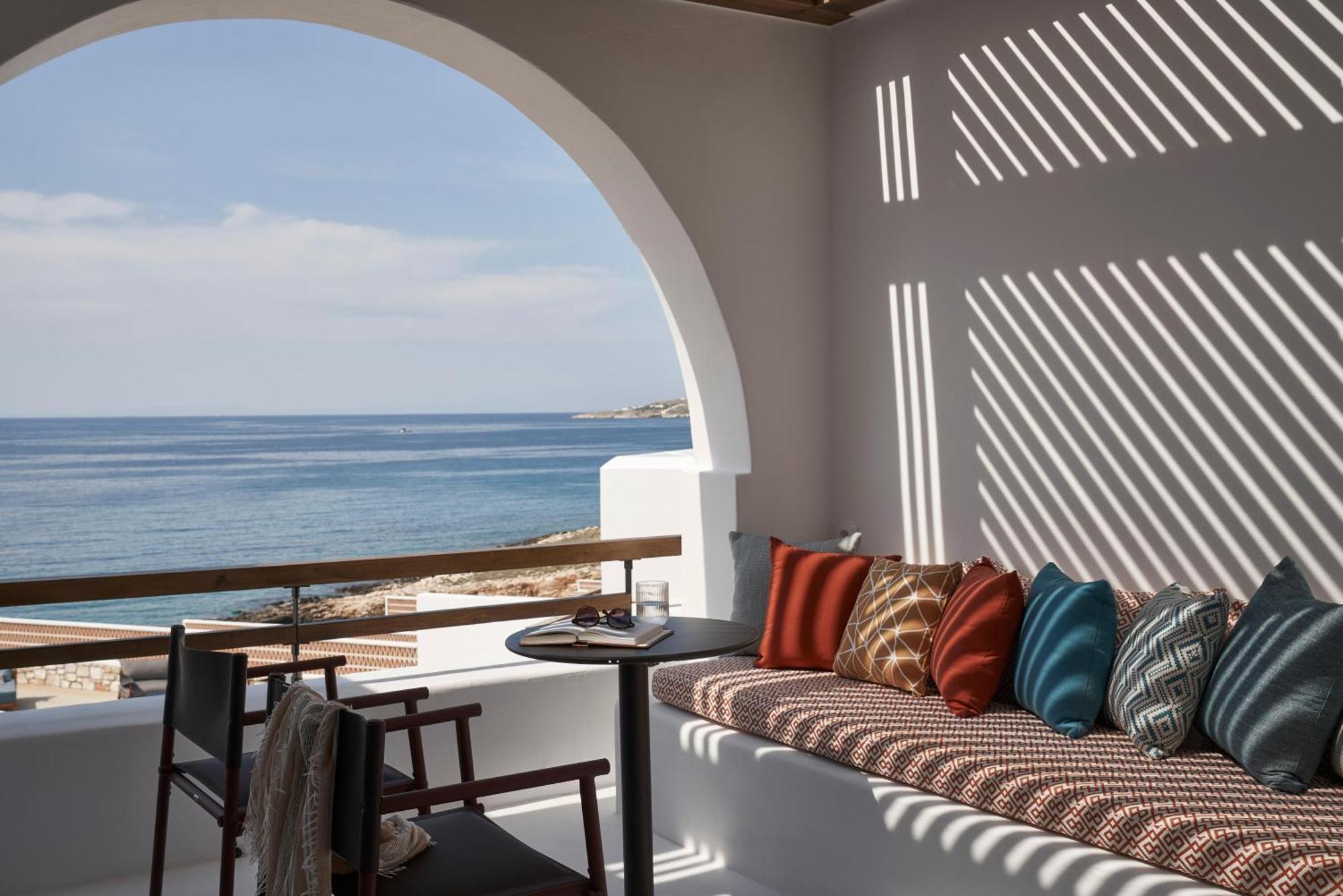 Hotel Andronis Minois