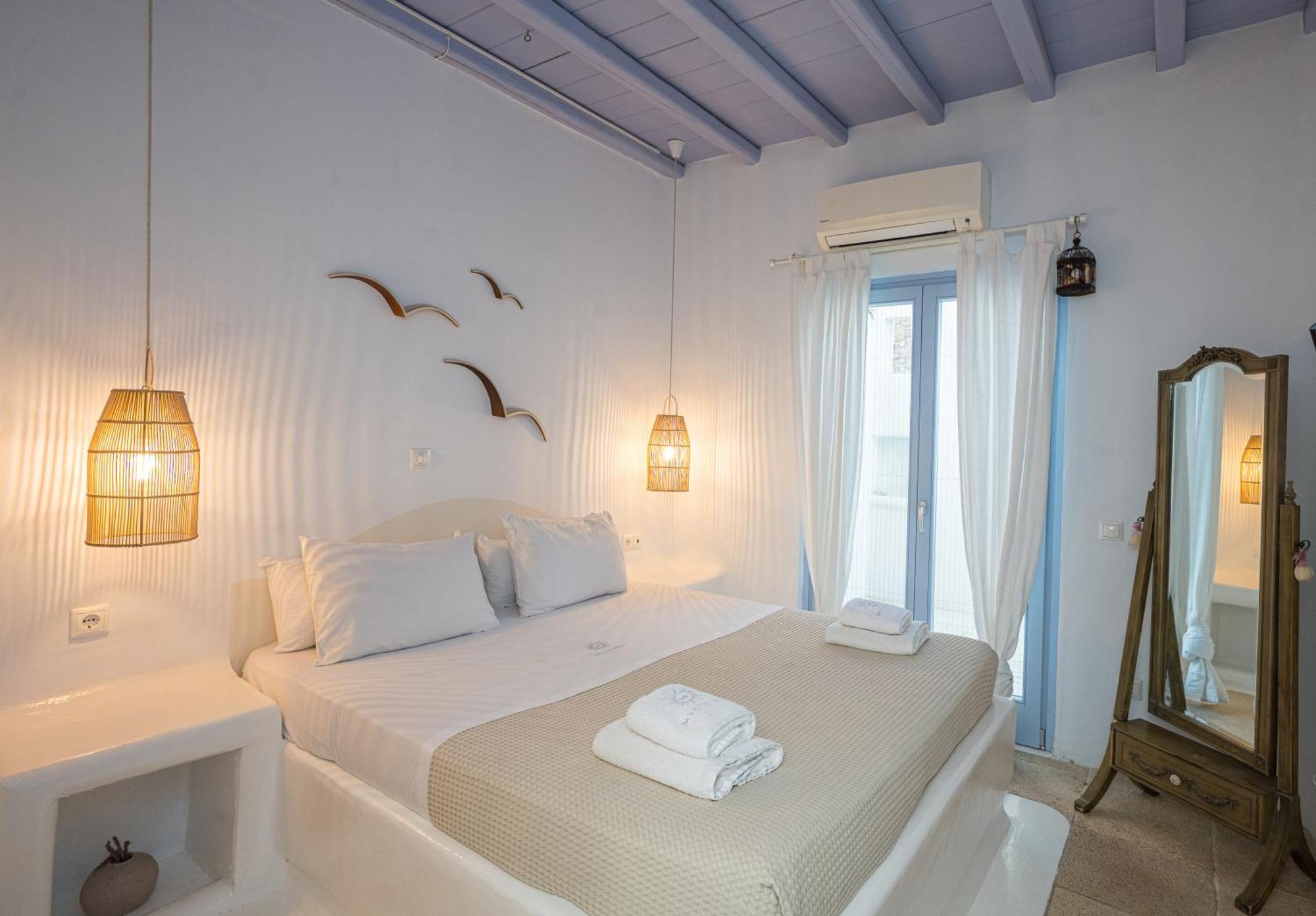 Blue Daisy House, Ornos, By Myconbay Mykonos * Ornos (Mykonos)