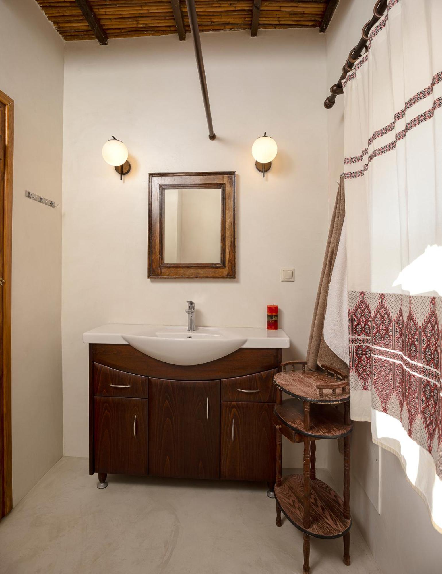 Thea In Aptera Villa