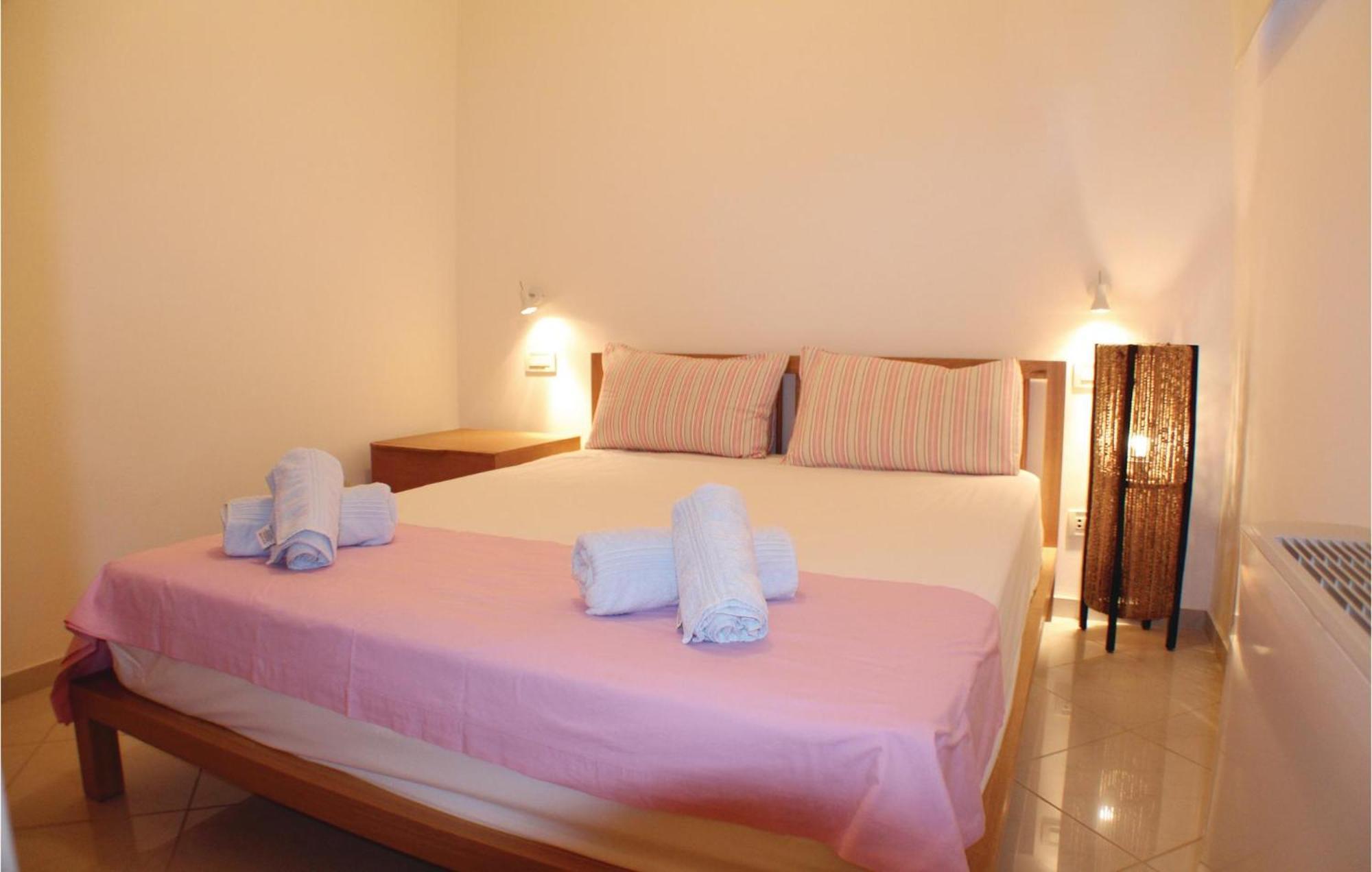 Cozy In With Kitchen Holiday home Perdika (Aegina)