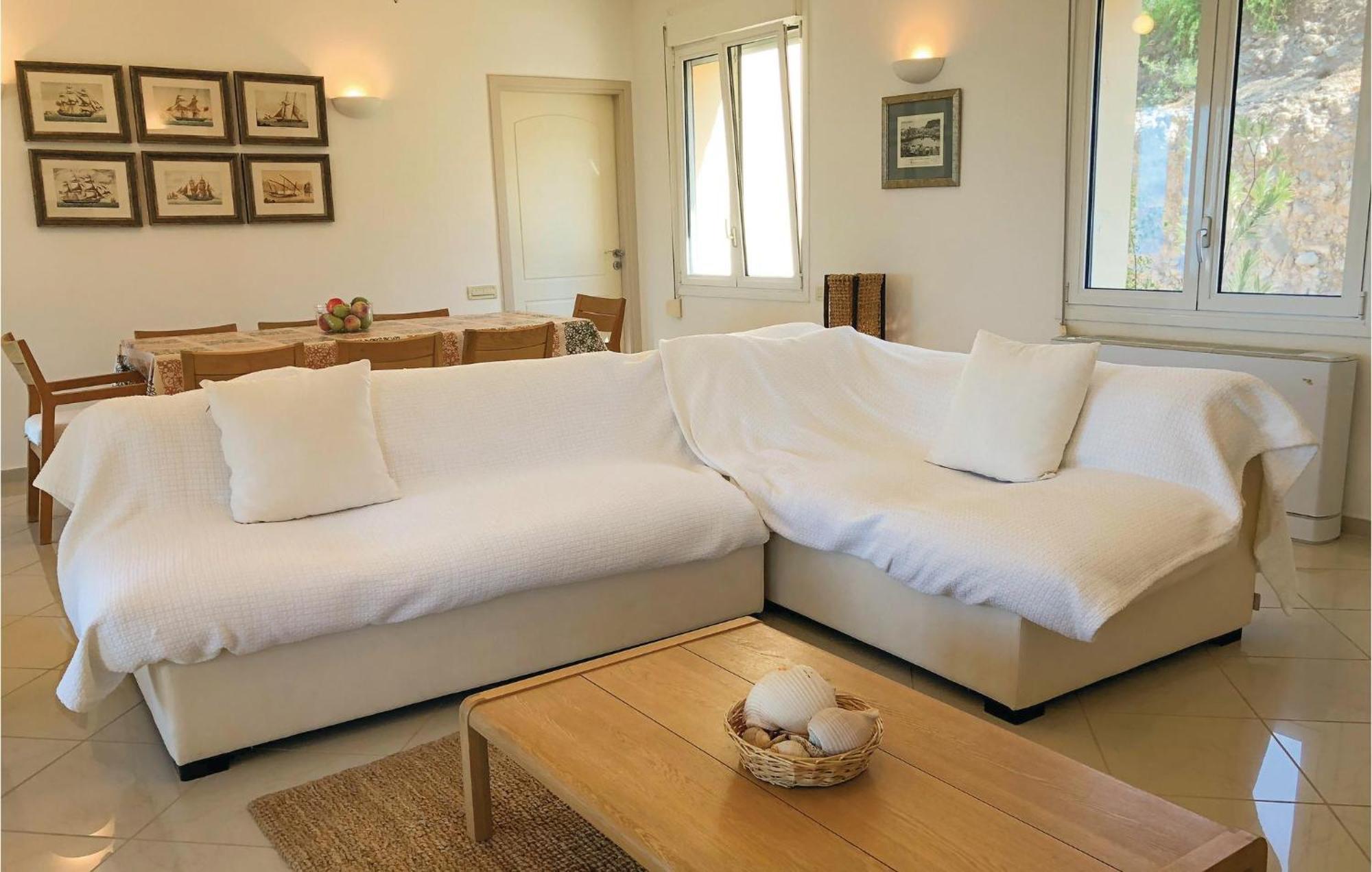Cozy In With Kitchen *