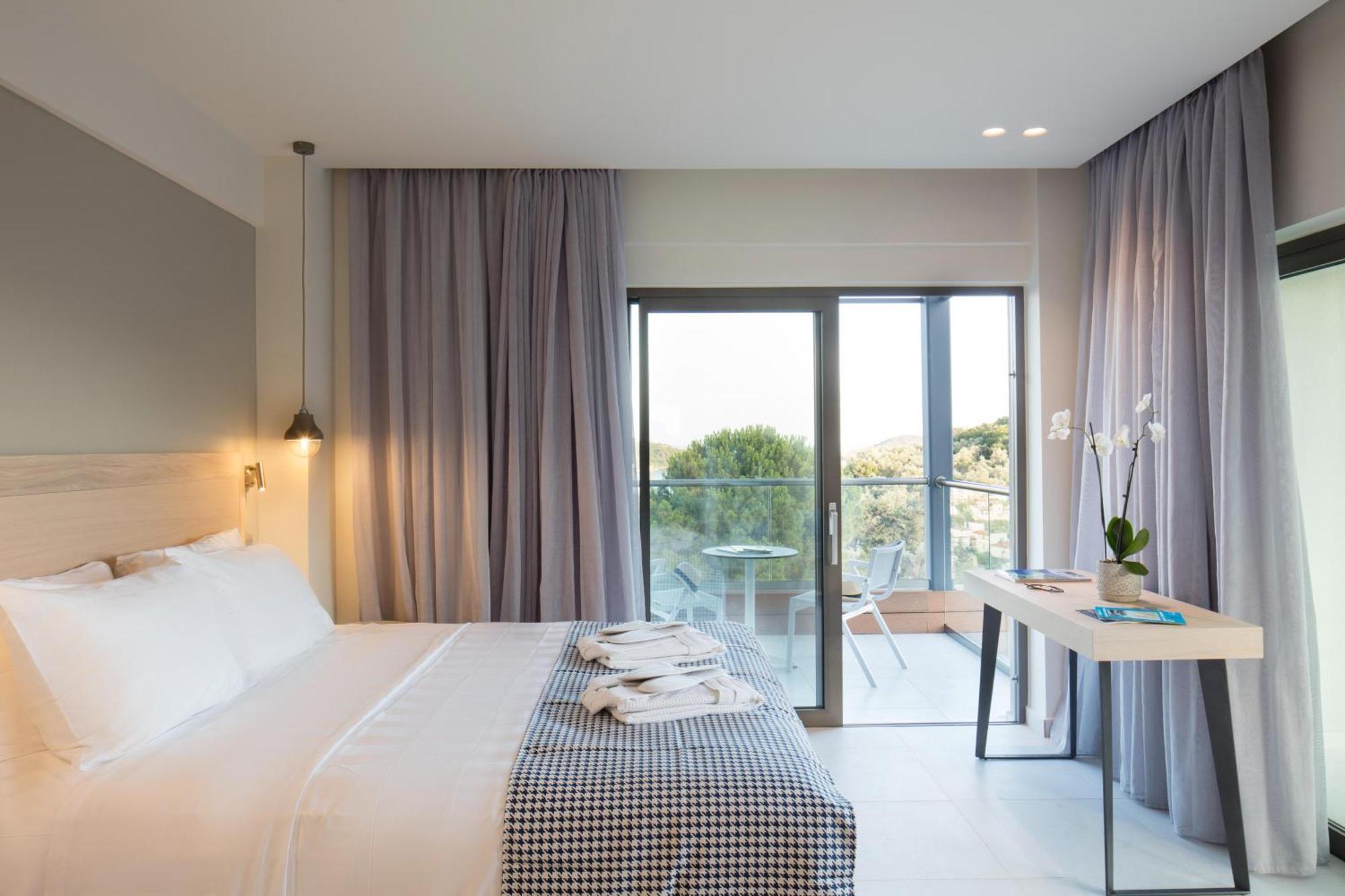 Amira Aparthotel