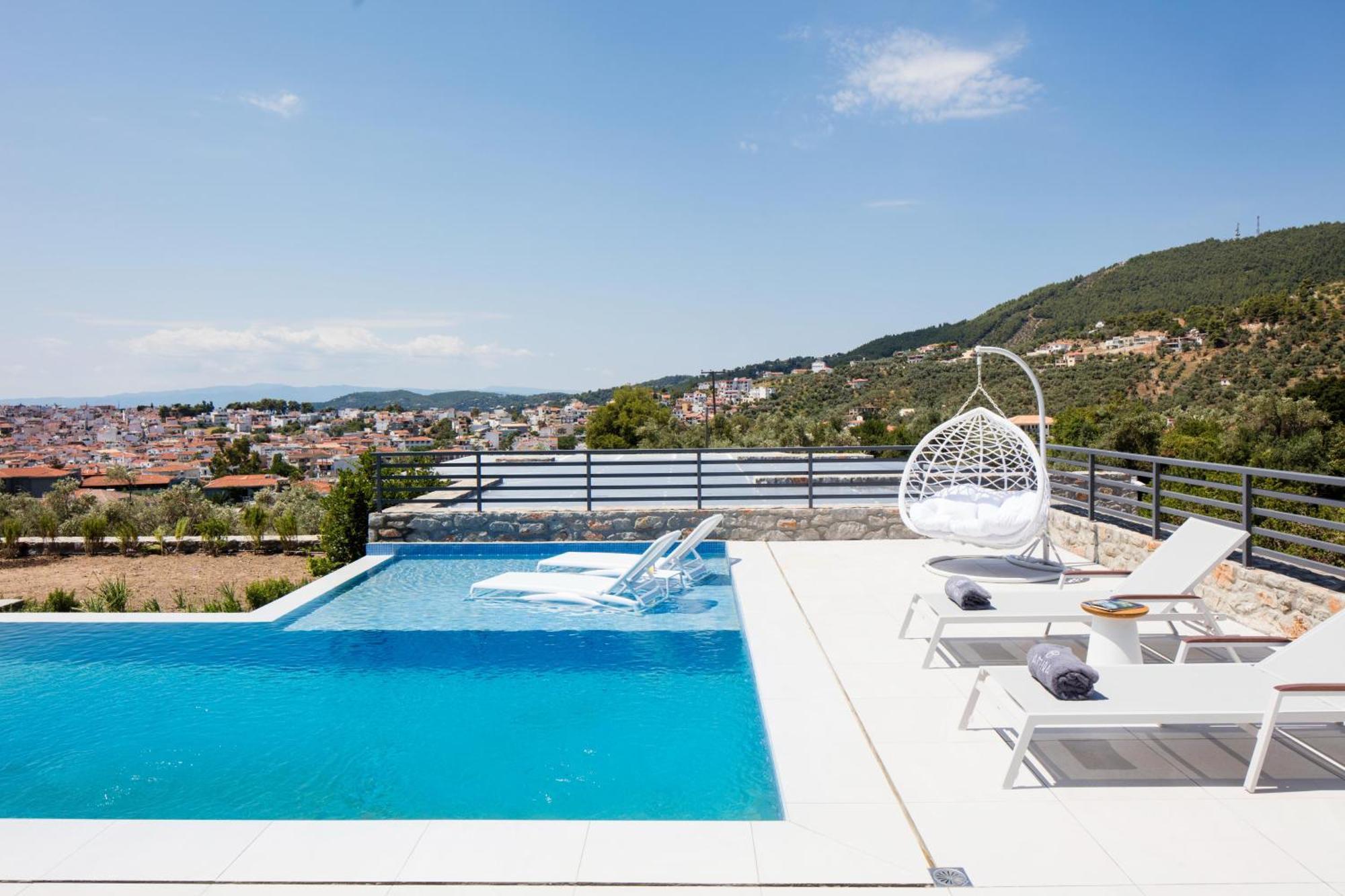 Amira 3* Skiathos Town
