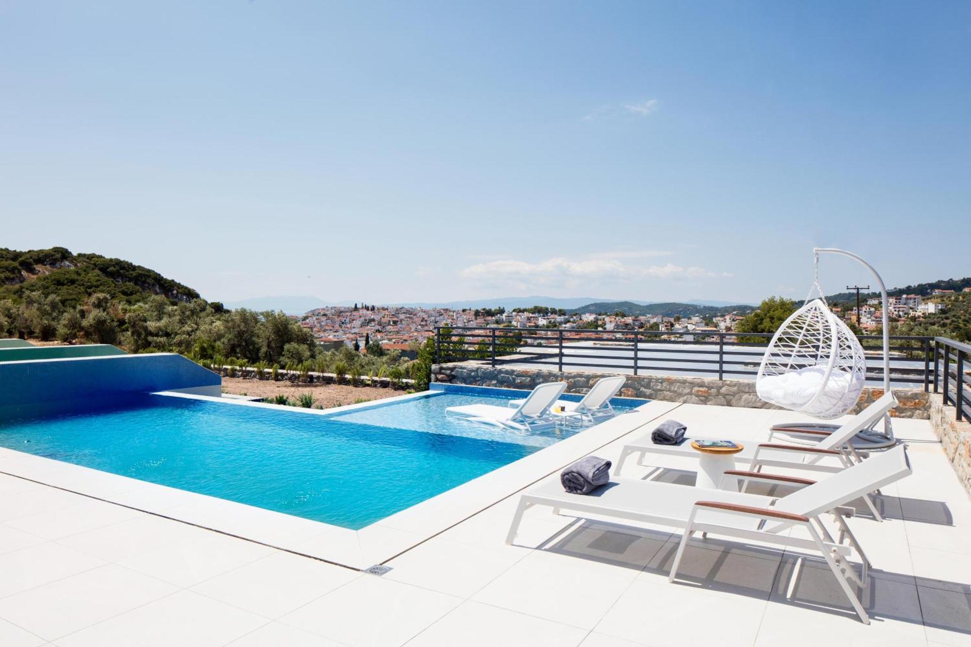 Amira 3* Skiathos Town