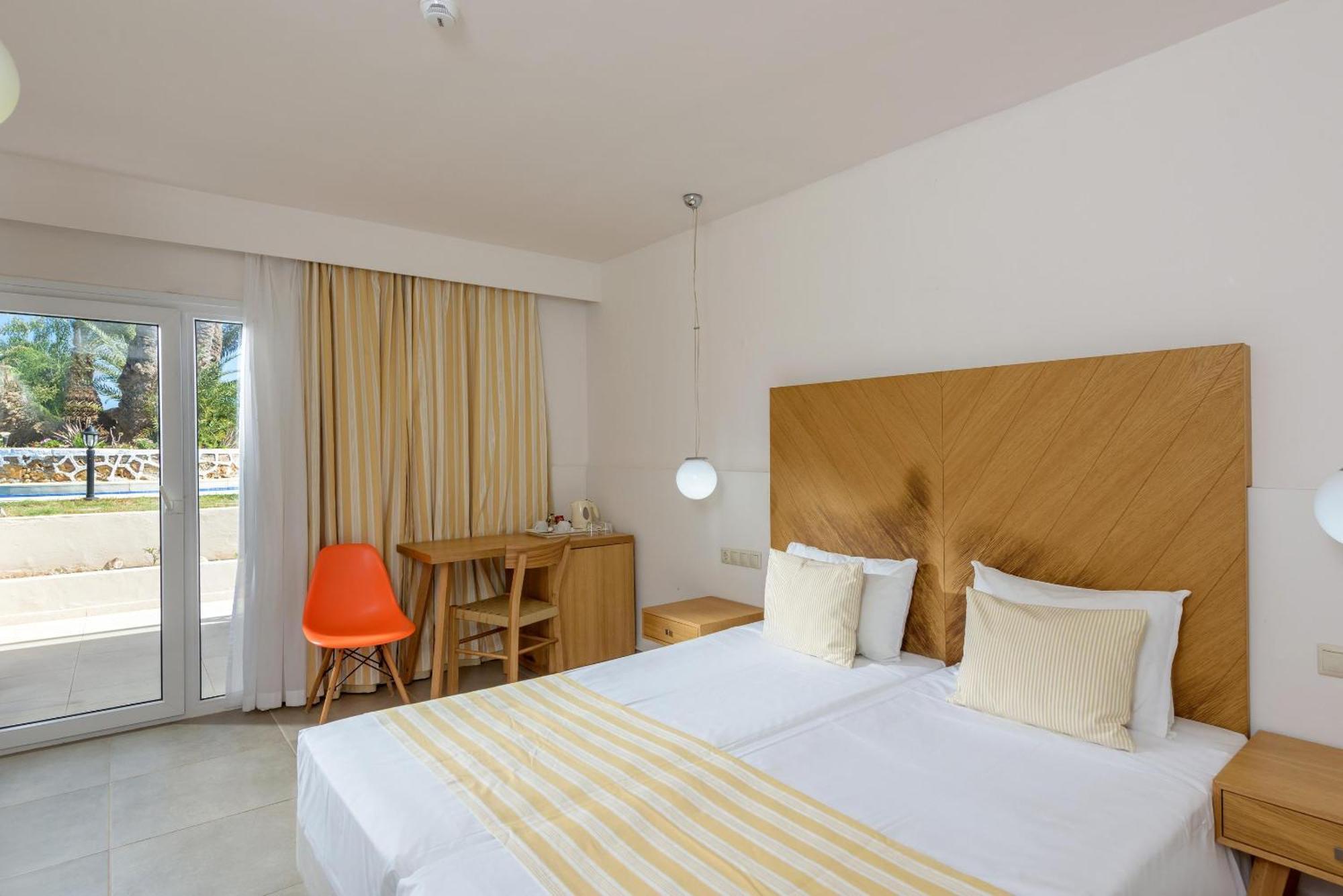 Hotel Zeus Palm 3*
