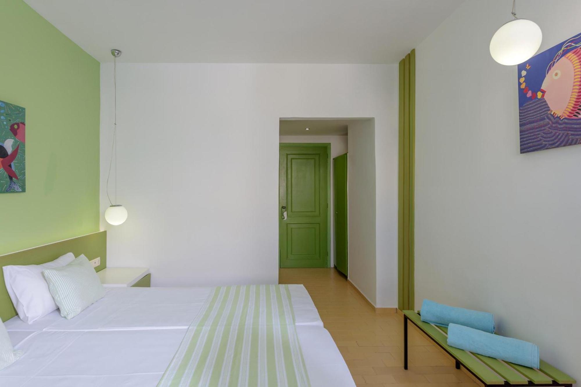 Zeus Palm Hotel