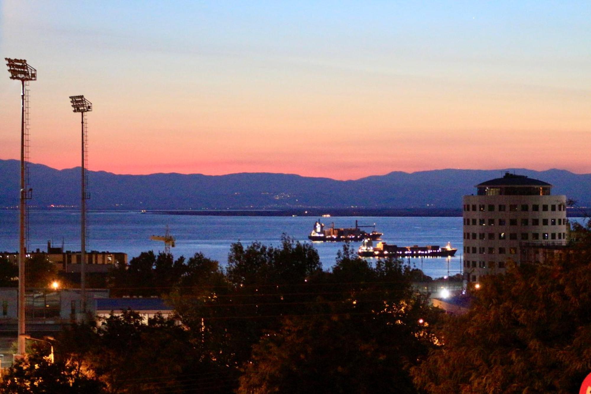 Splendid View Apartment *