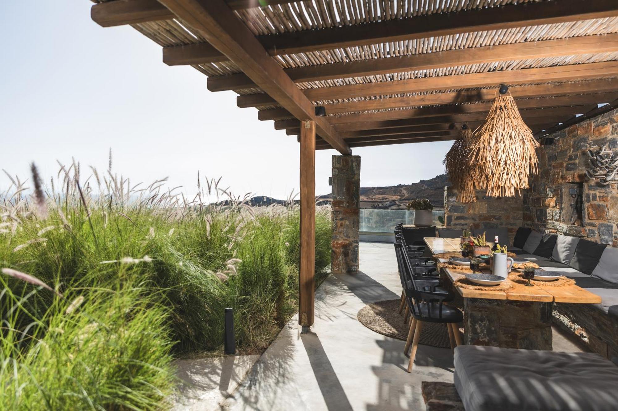 Harmony Luxury Naxos