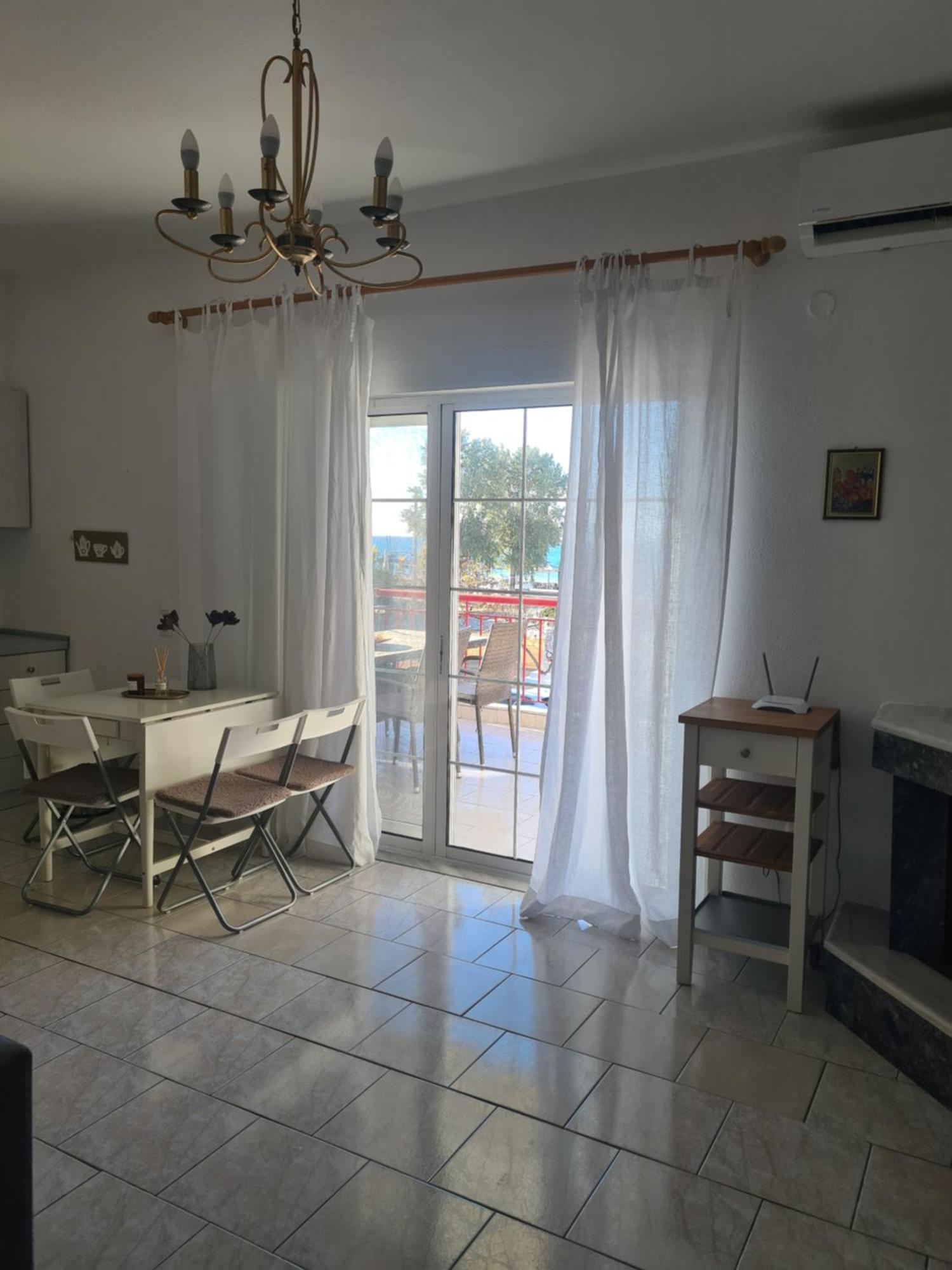 Sophies Sea View Touzla Apartment Ofrinion