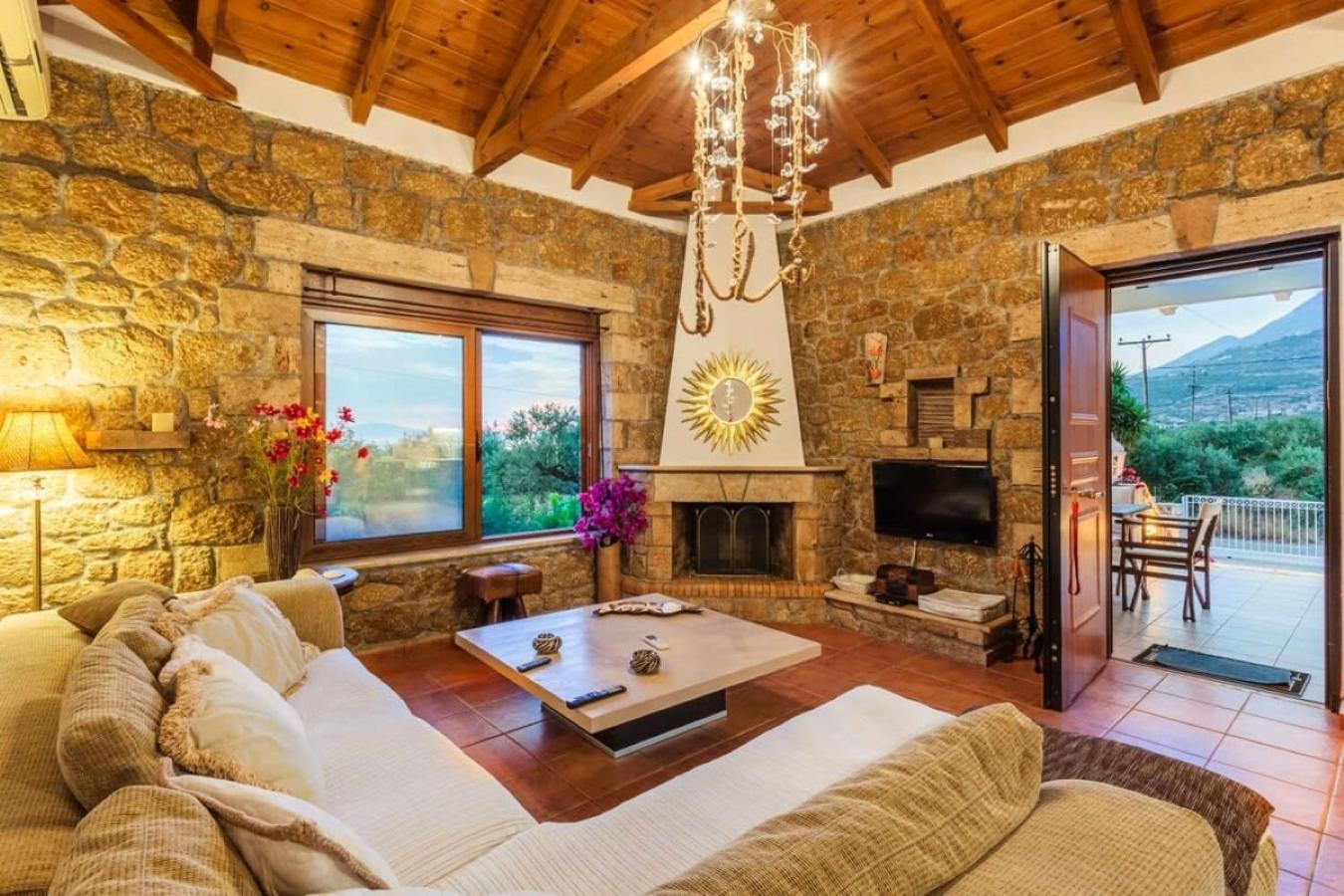 Mani's Aura Seaside-spacious Summer Retreat Apartment