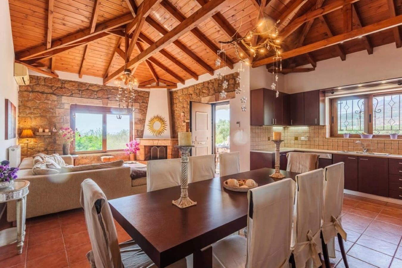 Mani's Aura Seaside-spacious Summer Retreat Apartment Kotronion (West Mani)