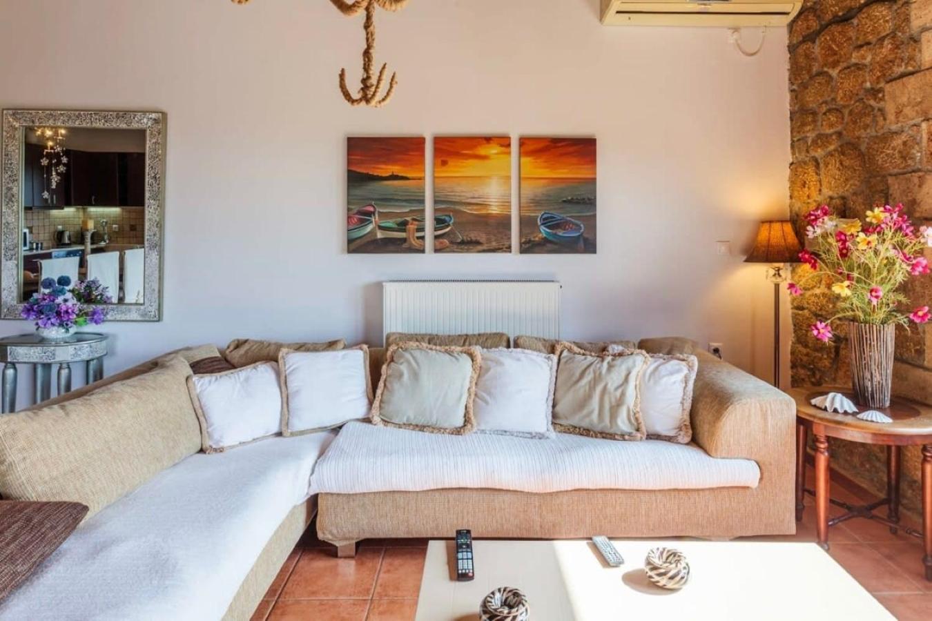 Mani's Aura Seaside-spacious Summer Retreat * Kotronion (West Mani)