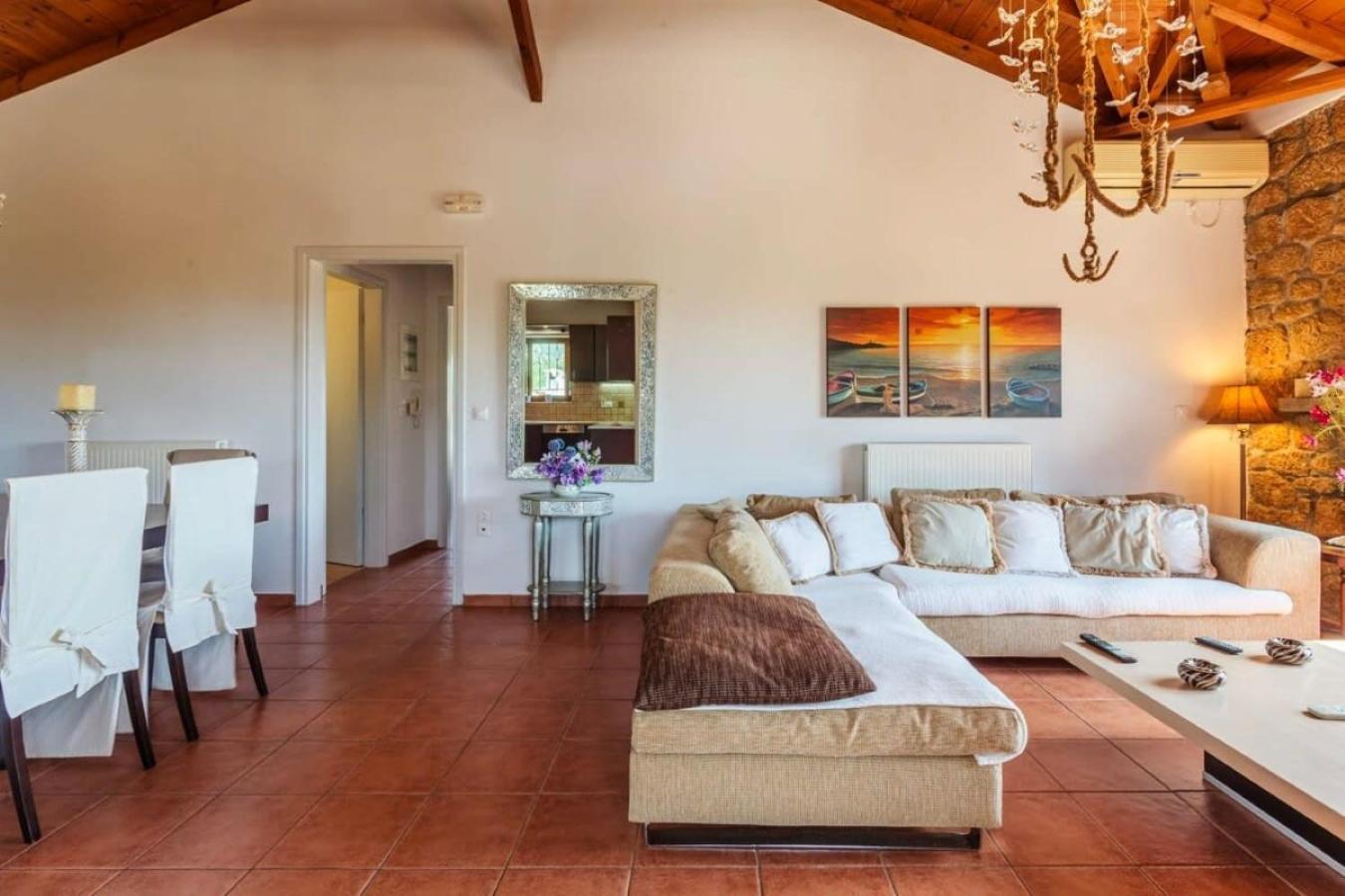 Mani's Aura Seaside-spacious Summer Retreat Kotronion (West Mani)