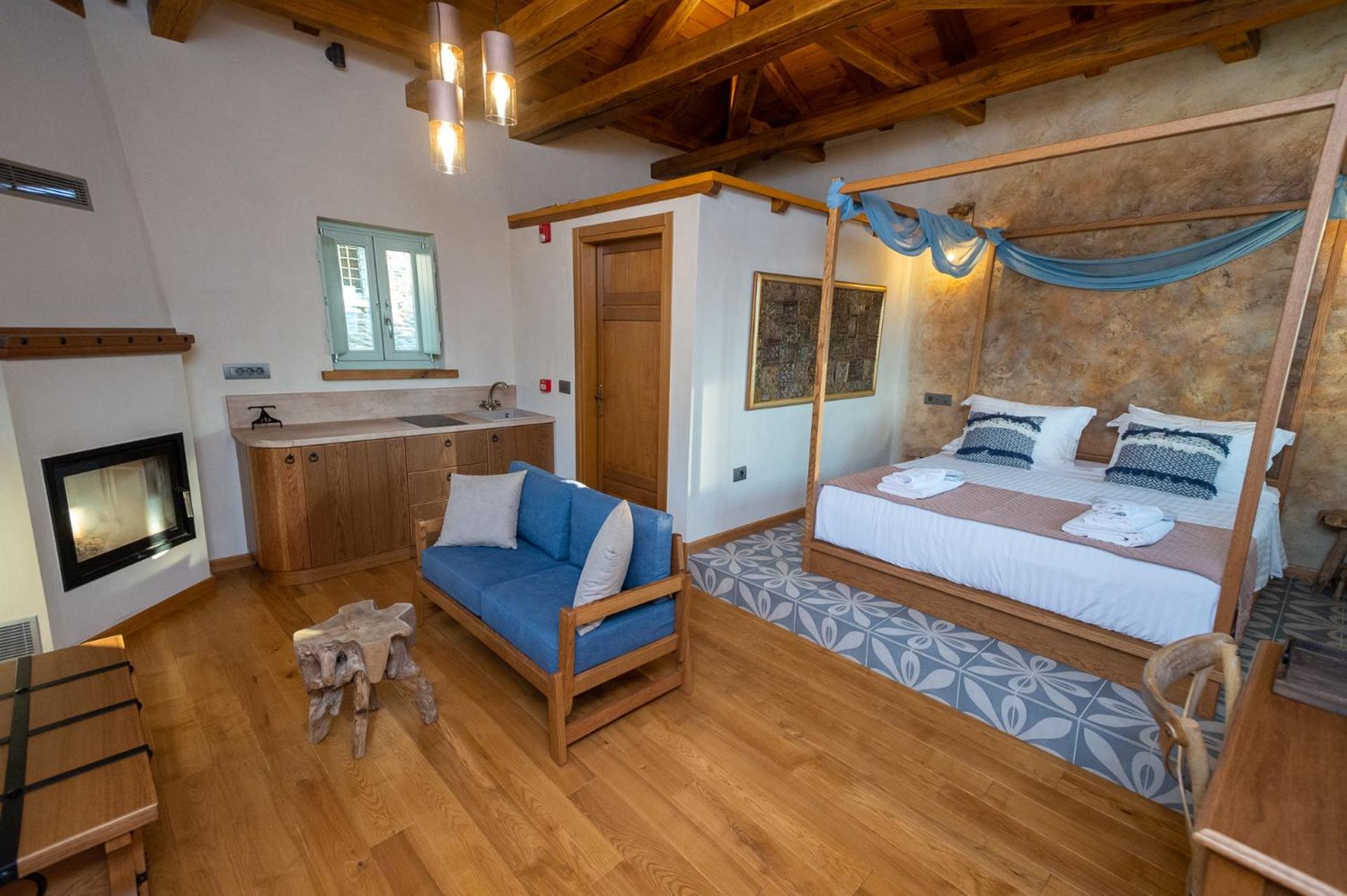 Hotel Nostos